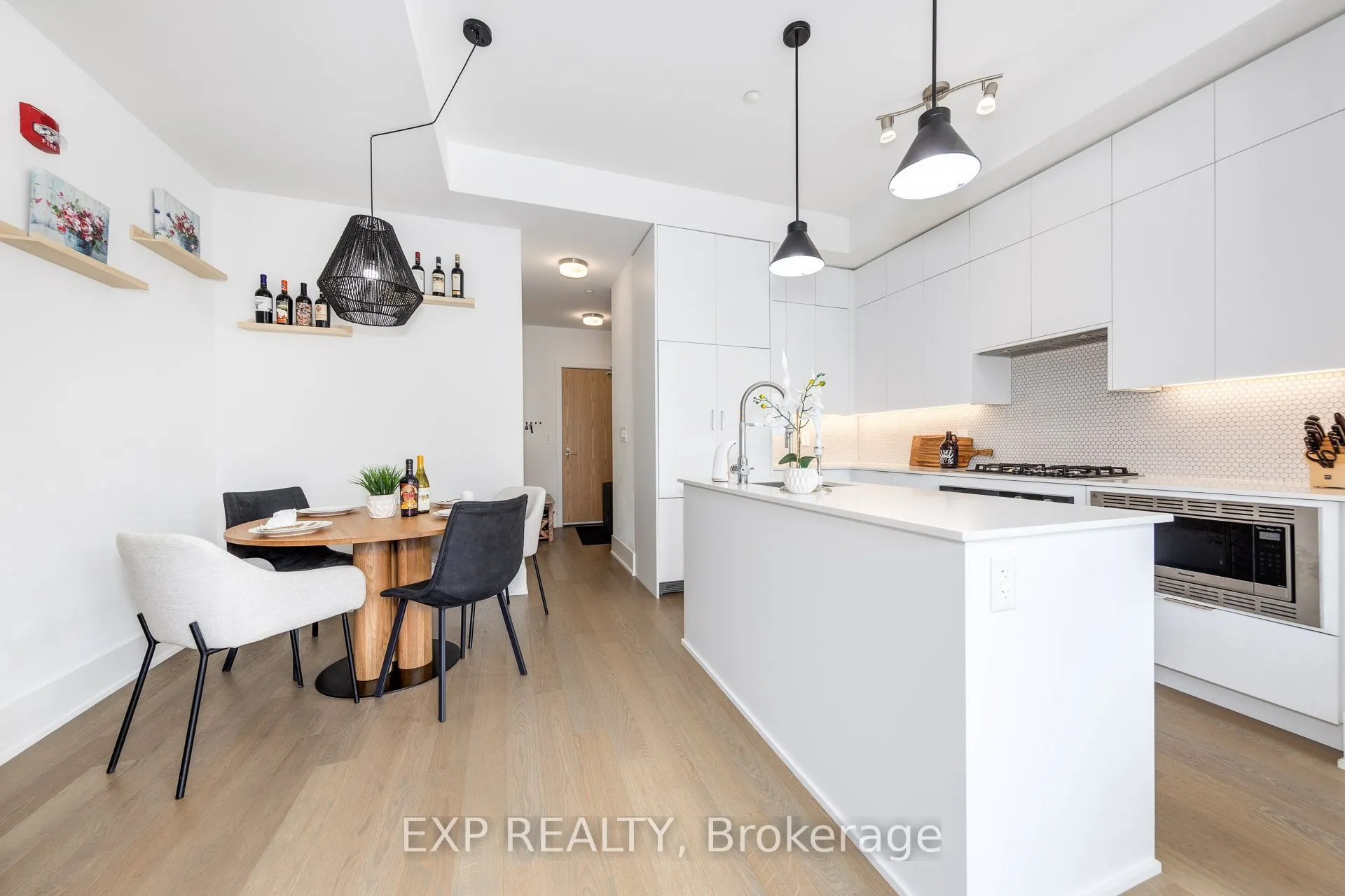 495 Logan Avenue, #201