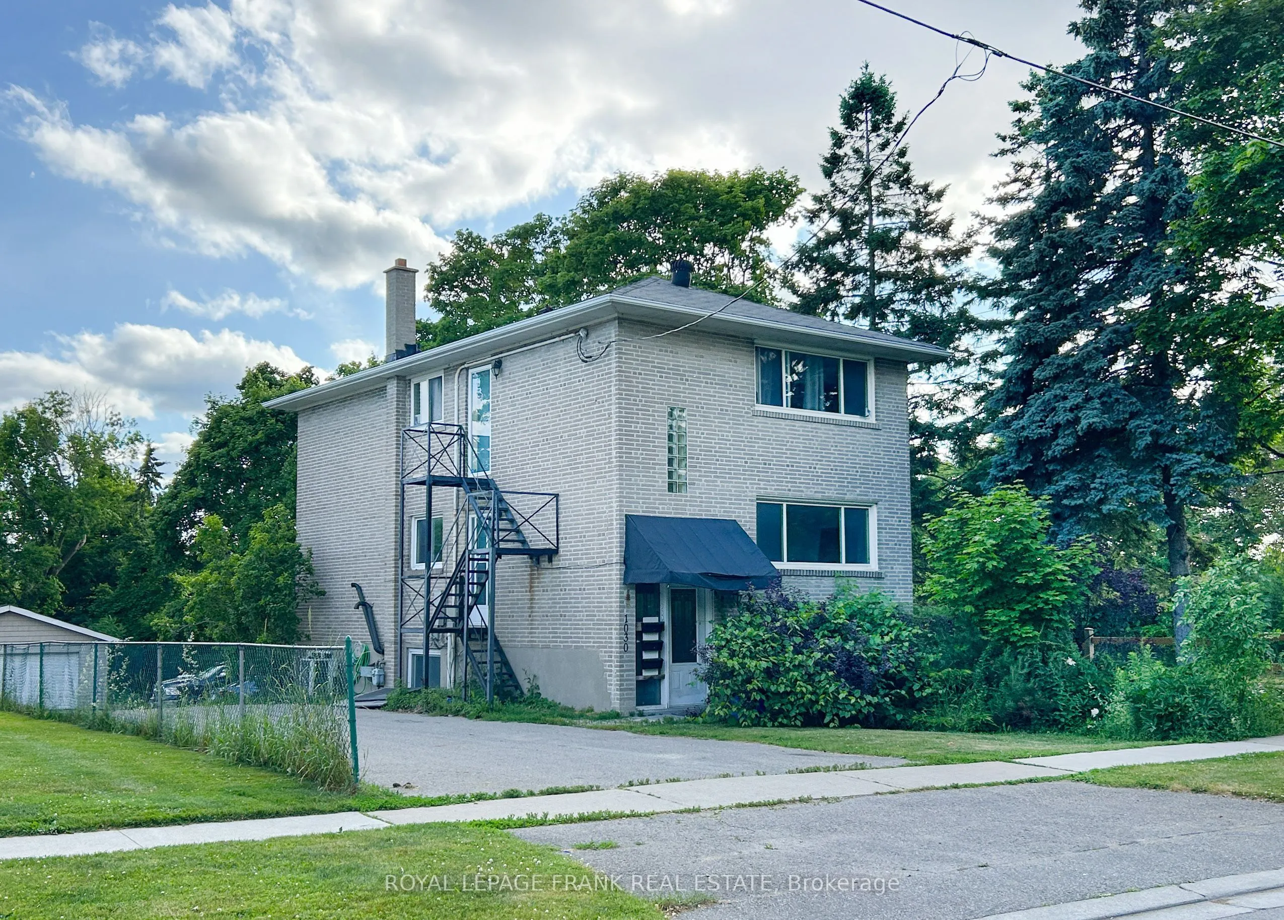 1030 Ravine Road