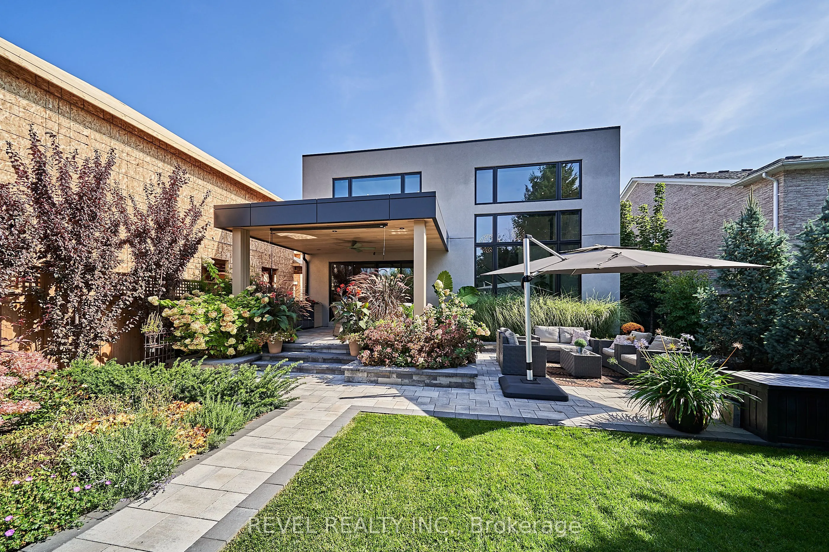 516 Poplar Avenue