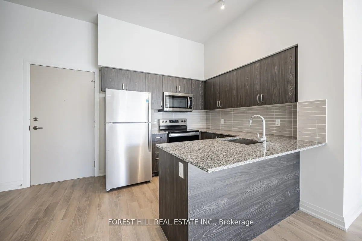 10 Meadowglen Place, #105