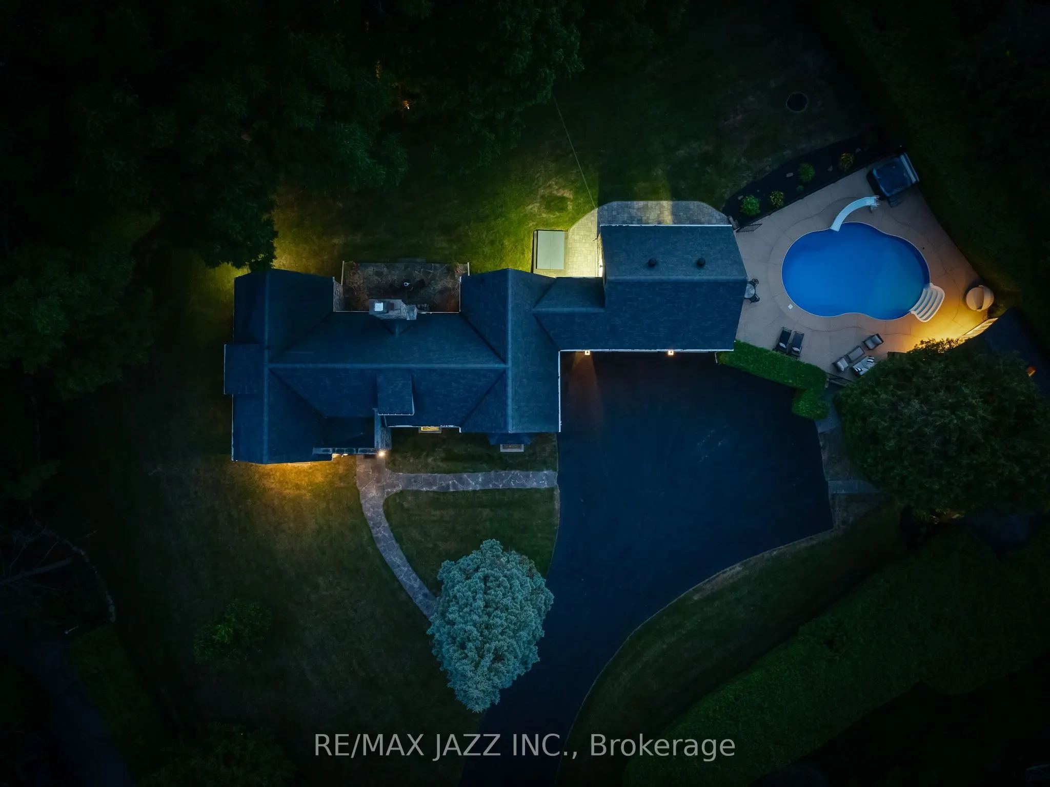 690 Bessborough Drive