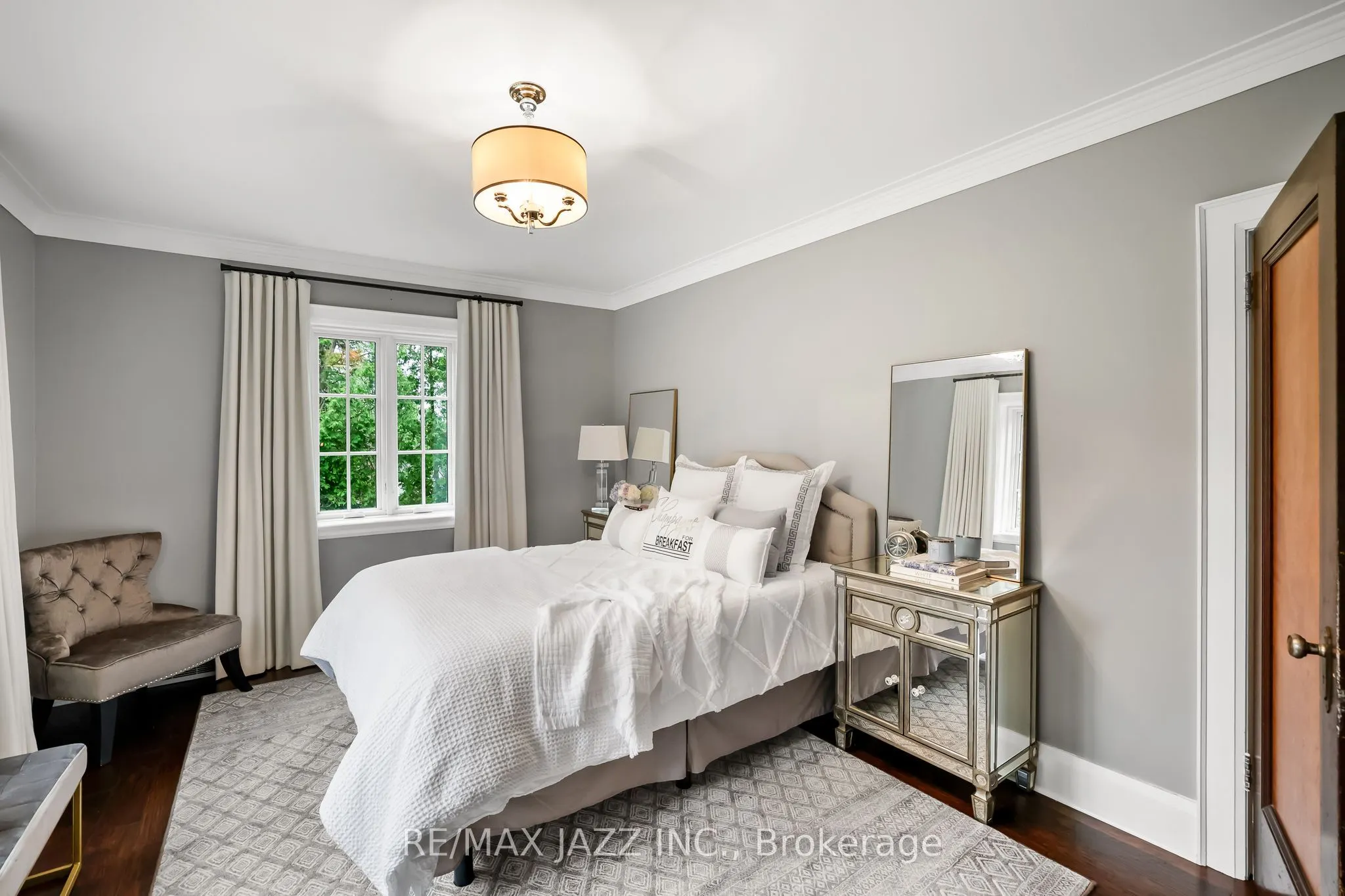 690 Bessborough Drive