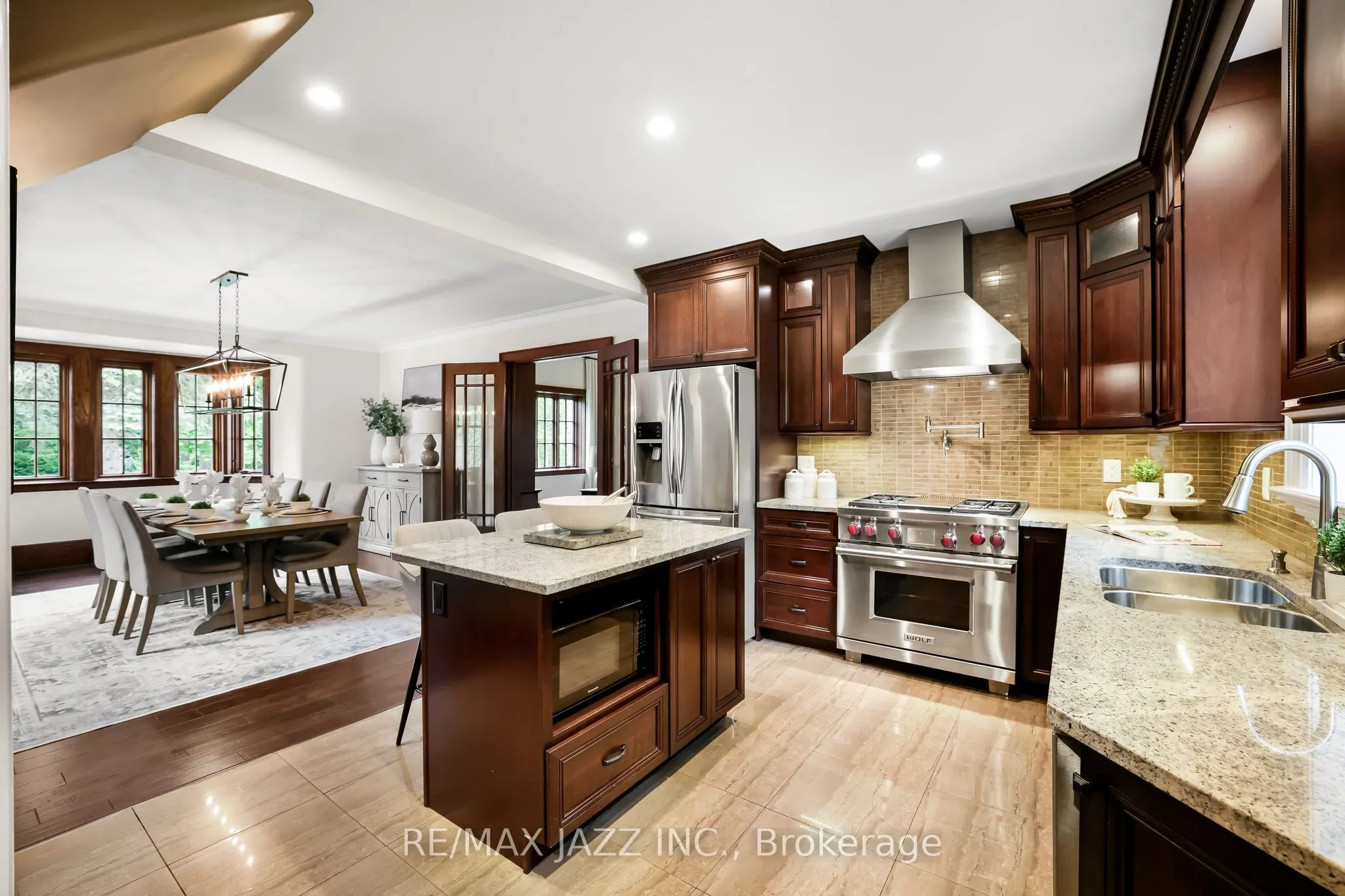 690 Bessborough Drive