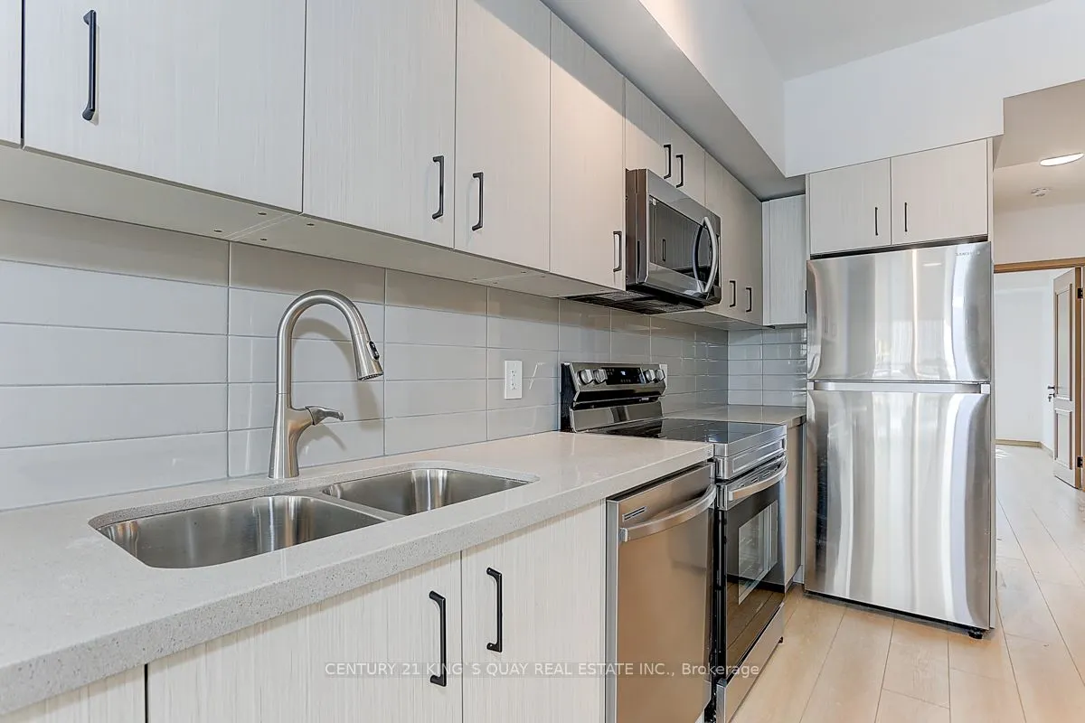 3425 Sheppard Avenue, #202