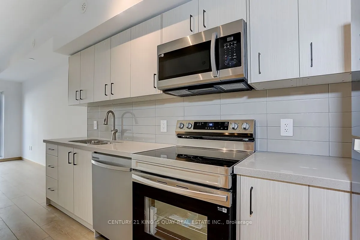 3425 Sheppard Avenue, #202