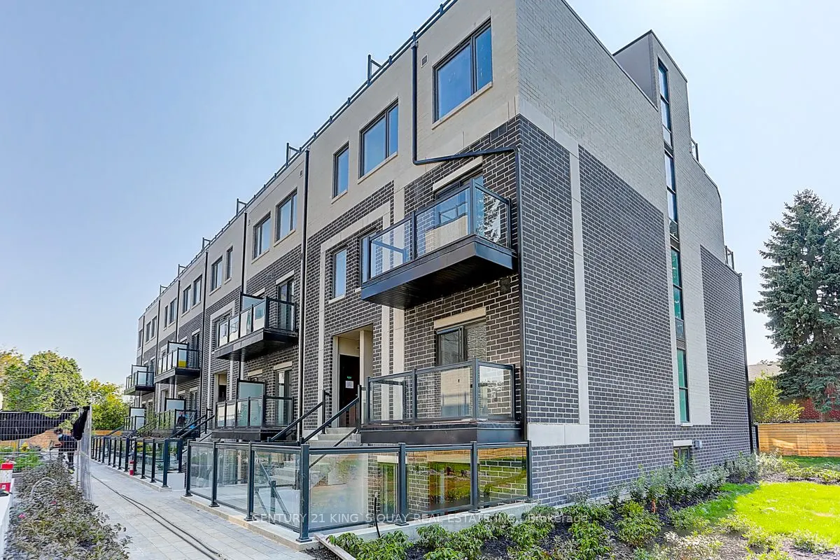 3425 Sheppard Avenue, #202