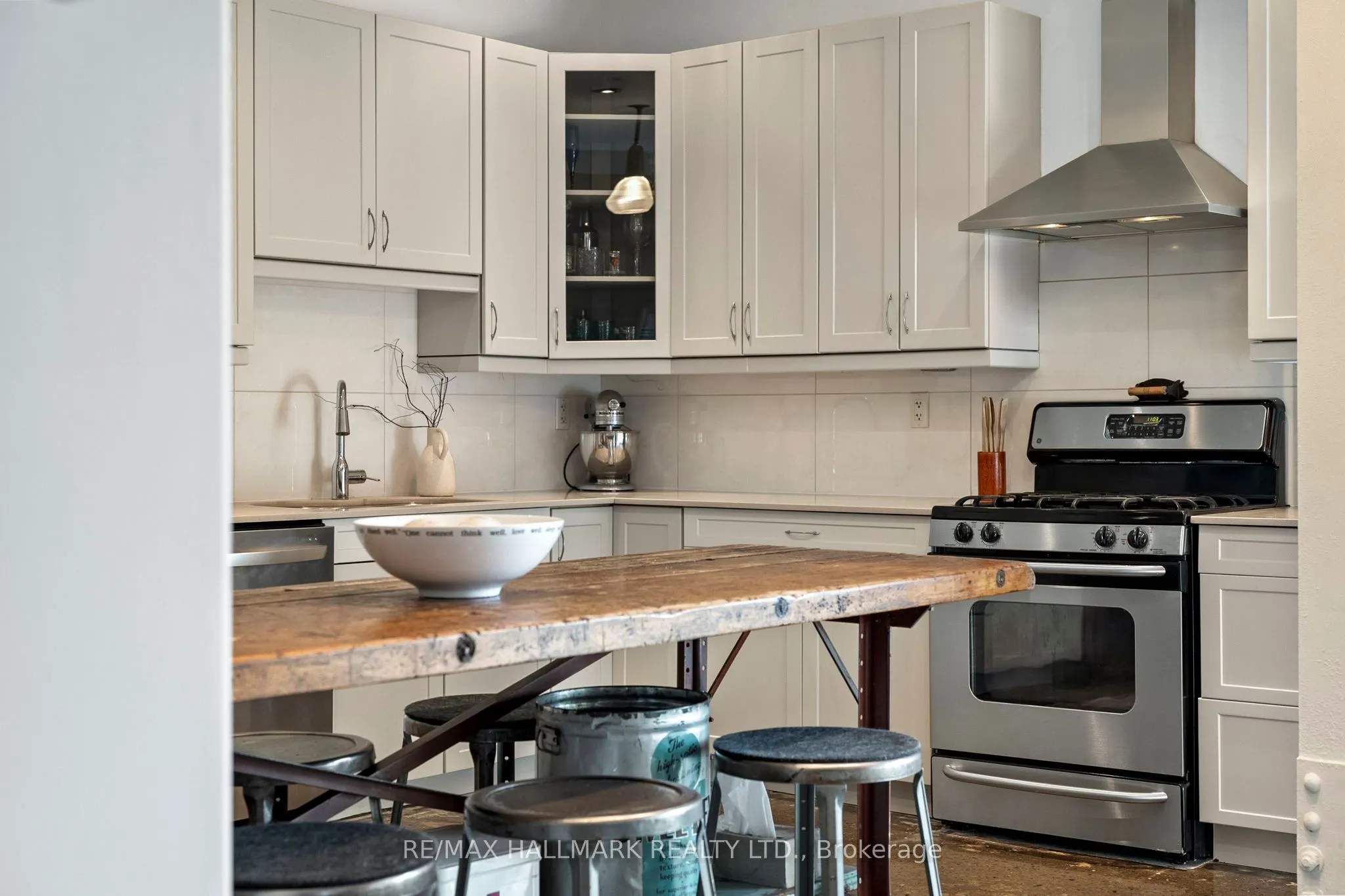 2B Minto Street, #Loft 2