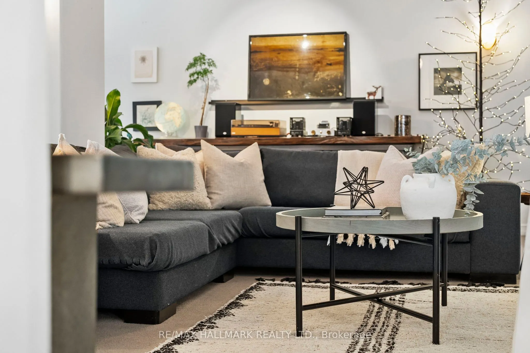 2B Minto Street, #Loft 2