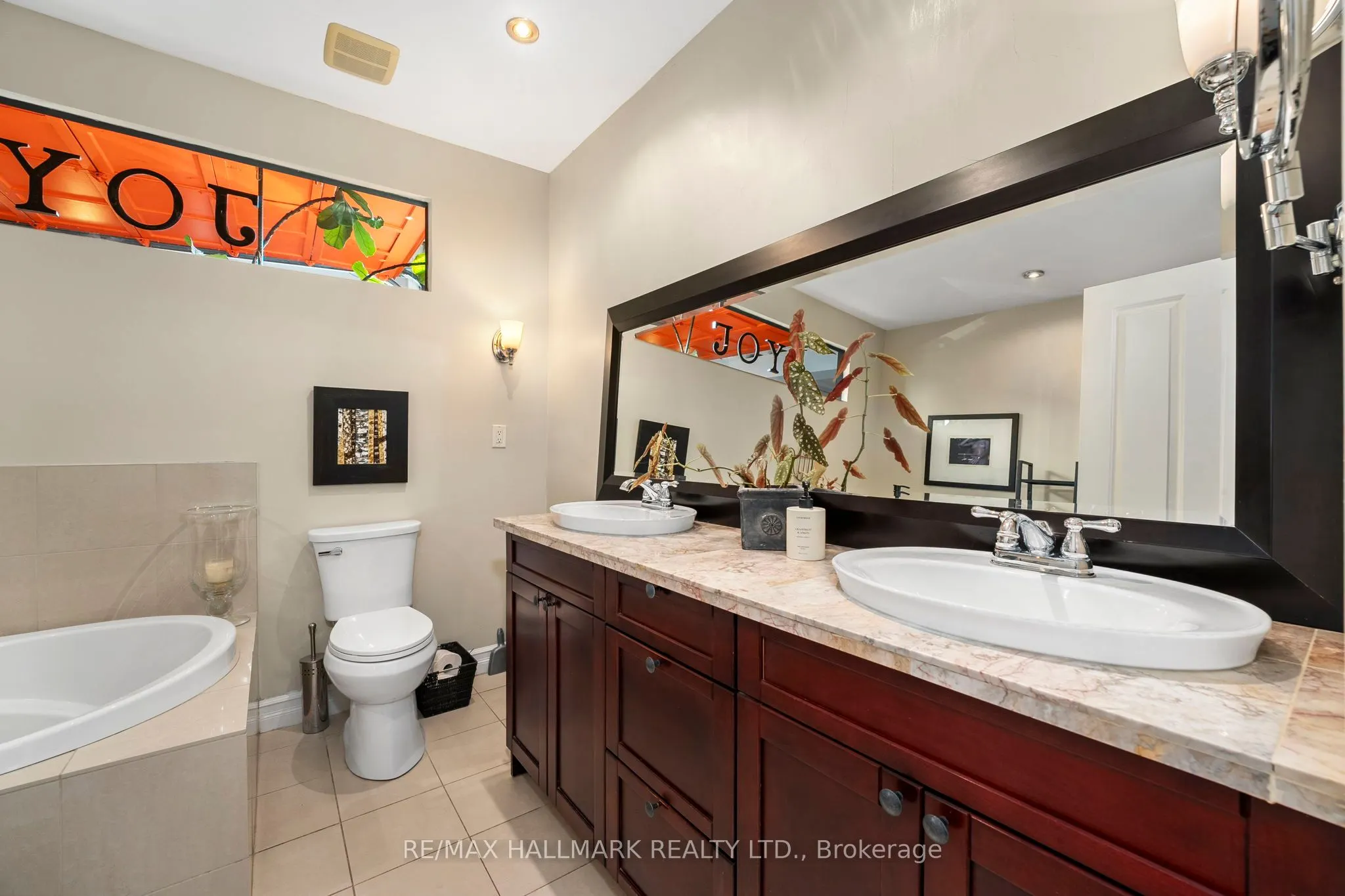 2B Minto Street, #Loft 2