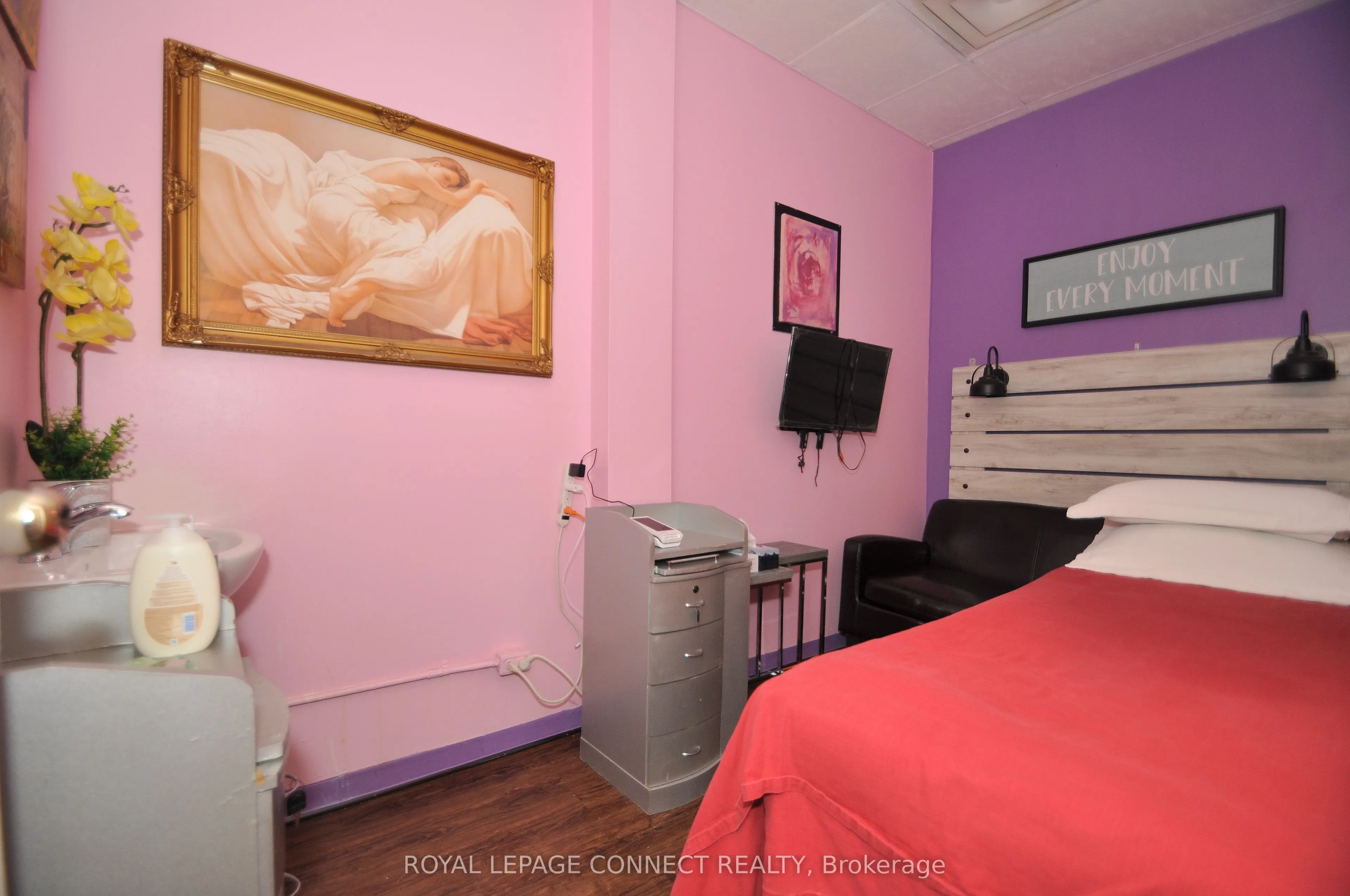 4190 Kingston Road E, #3