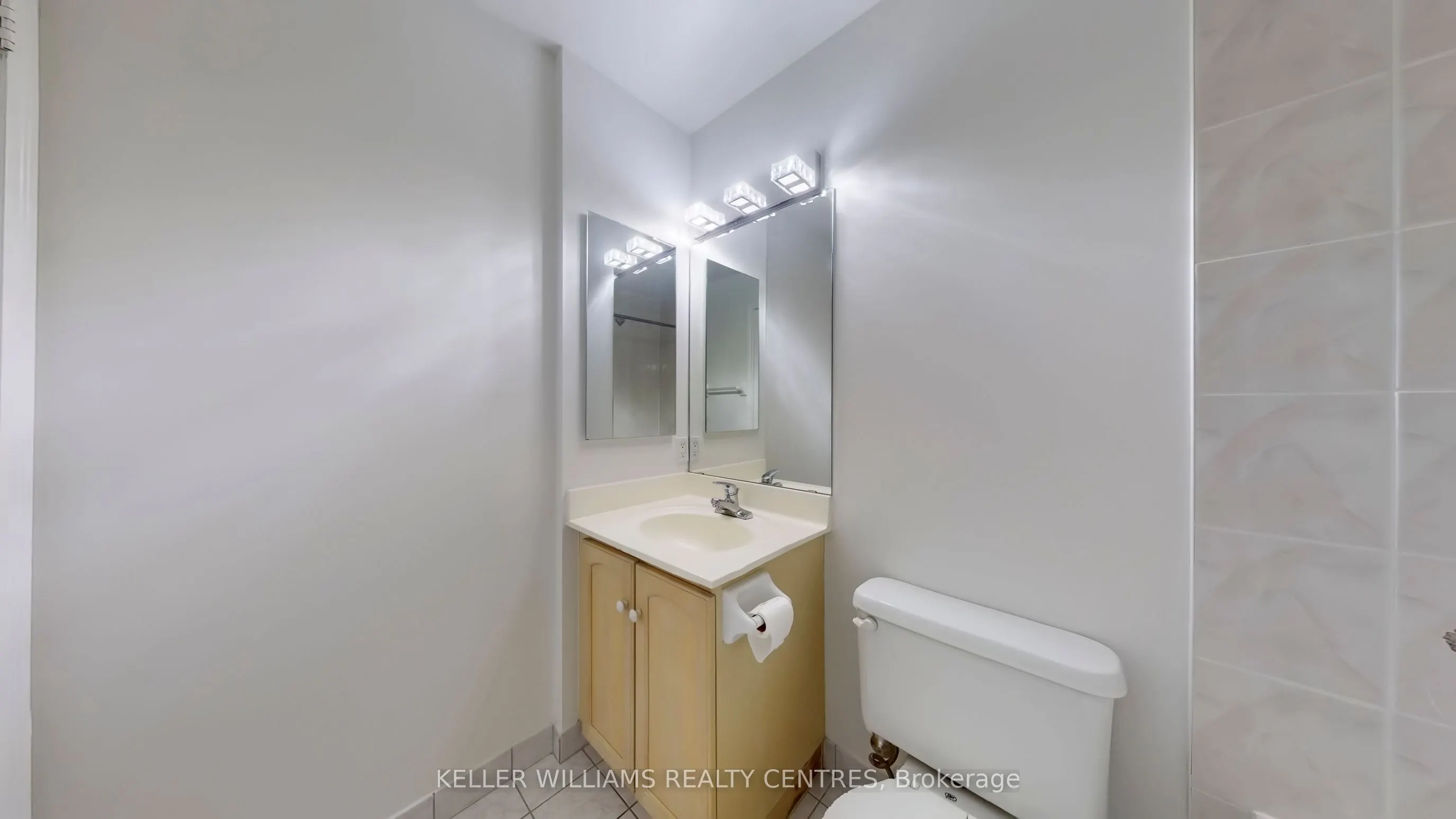 125 Omni Drive, #Ph 32