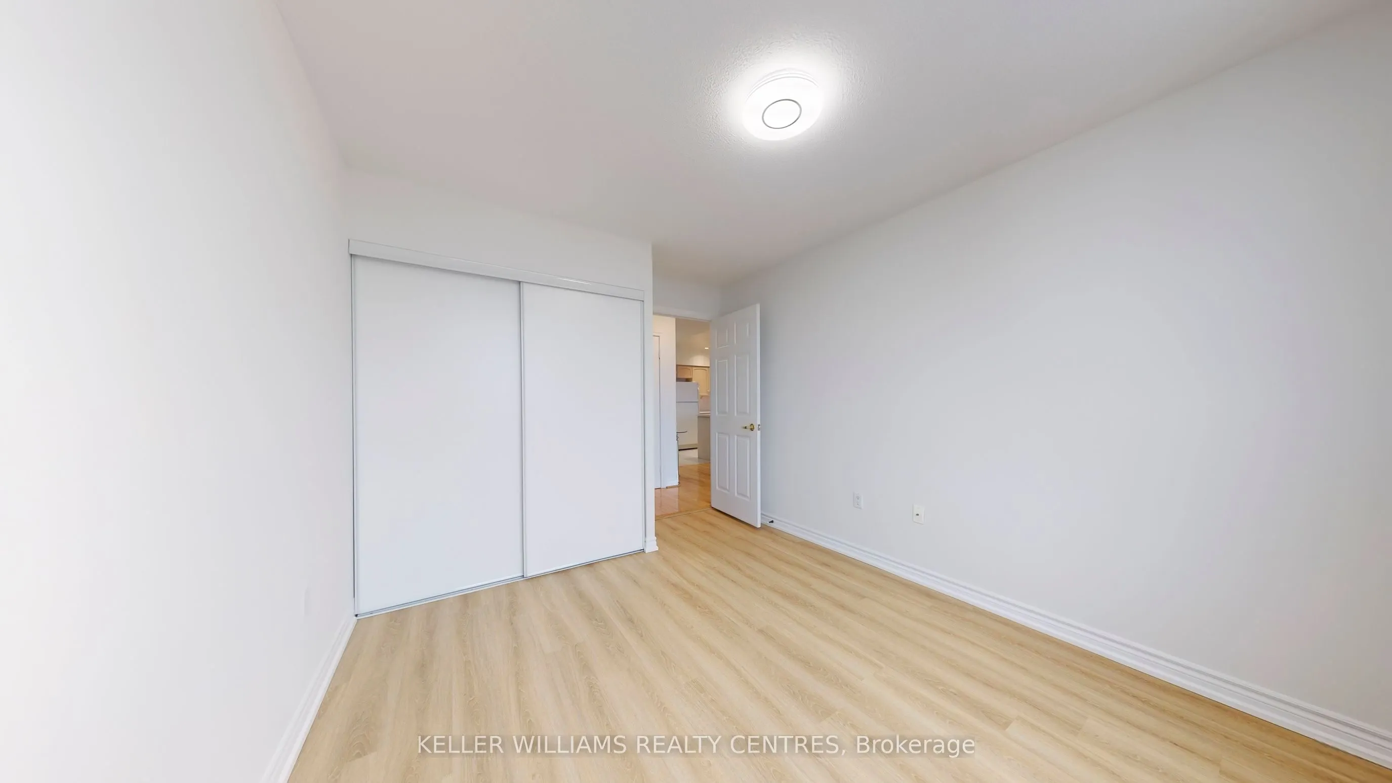125 Omni Drive, #Ph 32