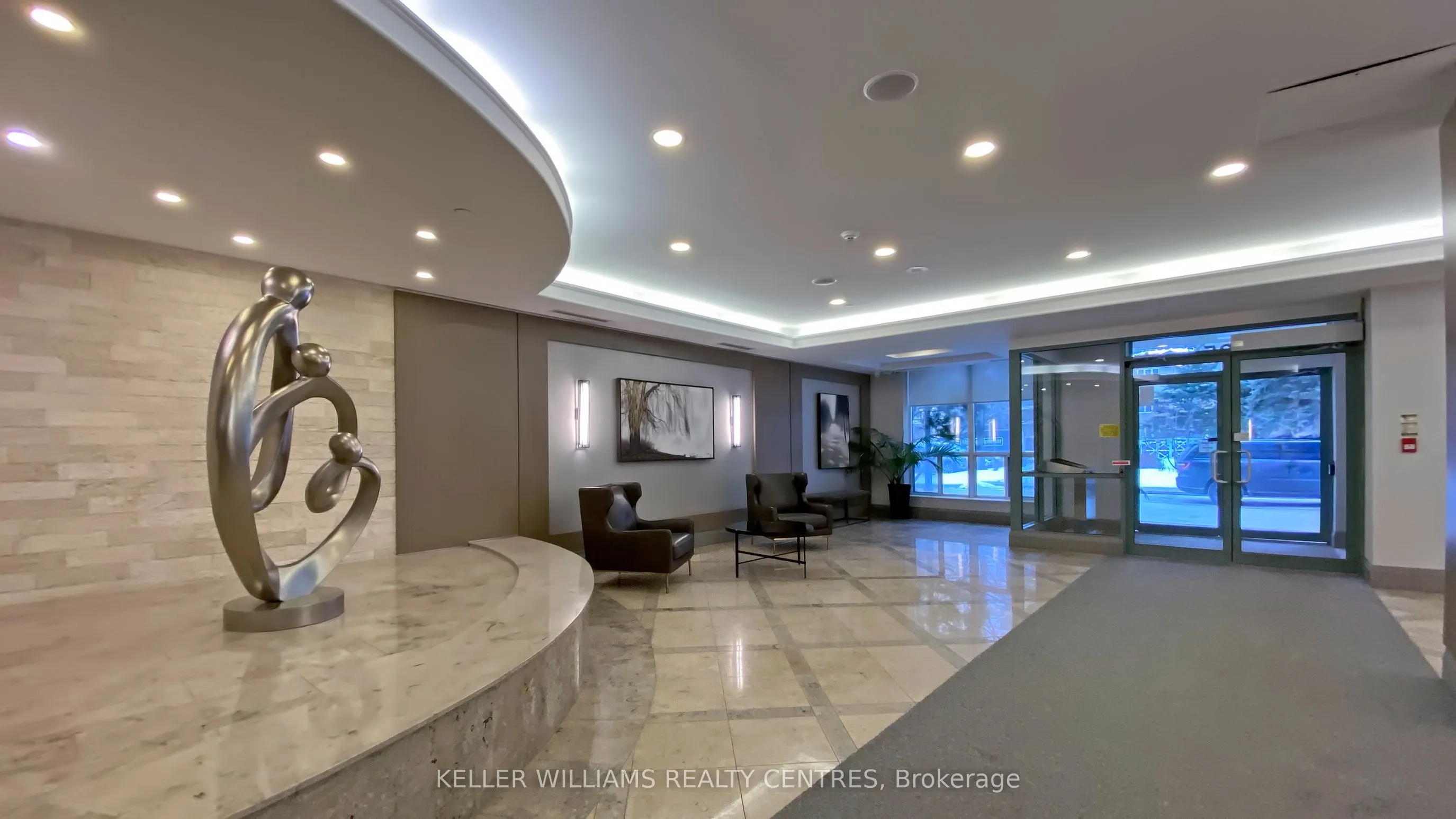 125 Omni Drive, #Ph 32