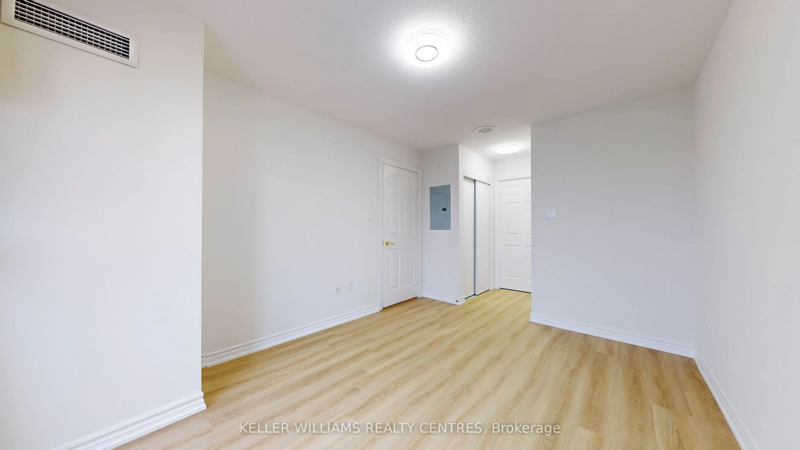 125 Omni Drive, #Ph 32