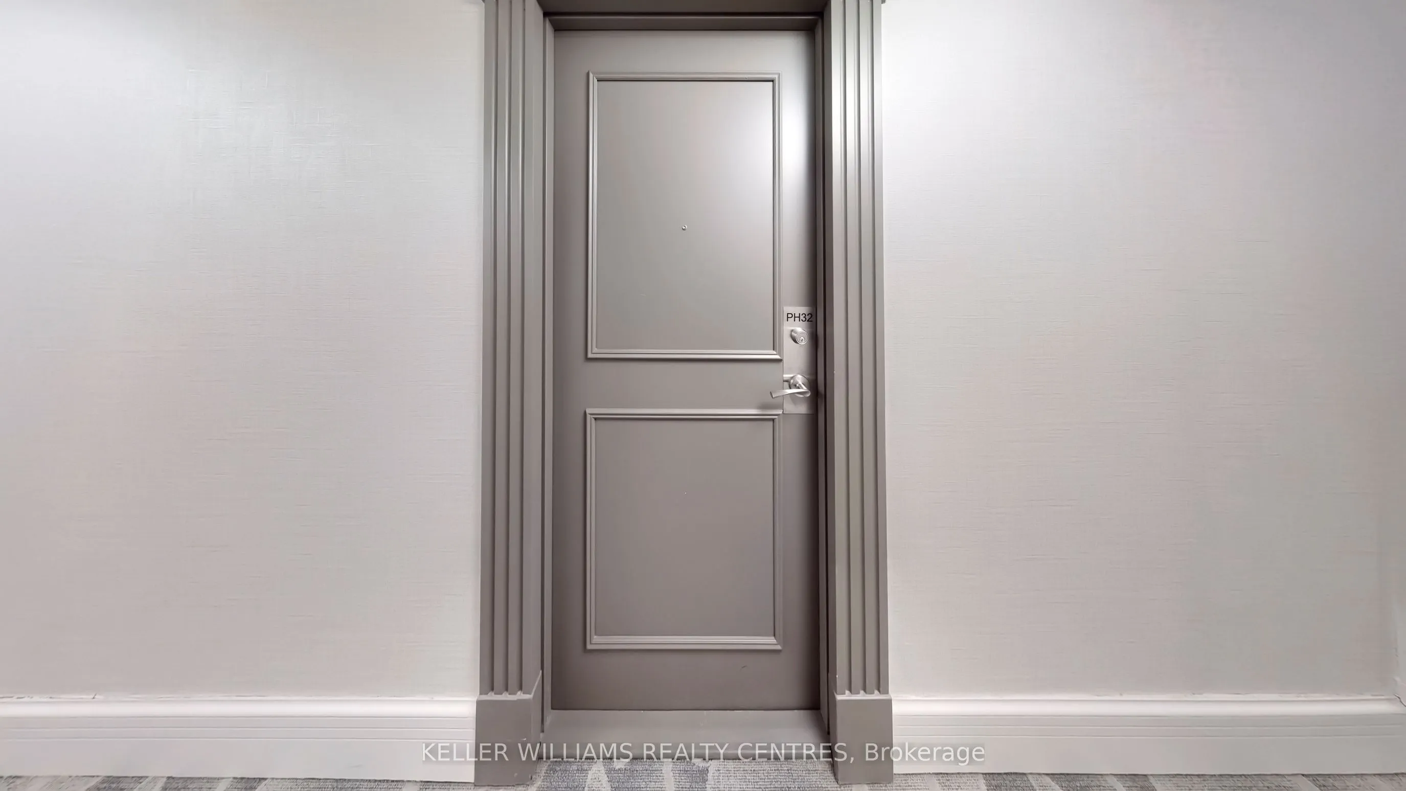 125 Omni Drive, #Ph 32