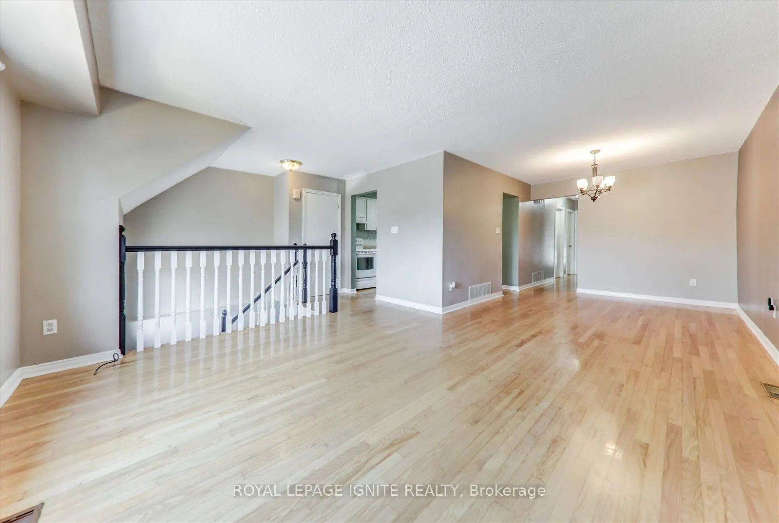1279 Northmount Street, #Main