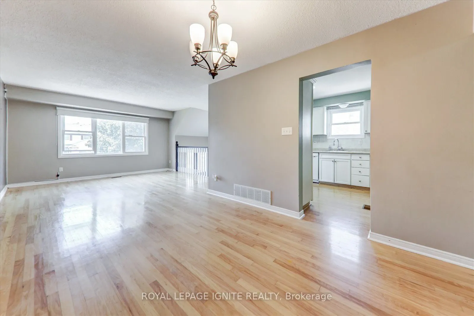 1279 Northmount Street, #Main