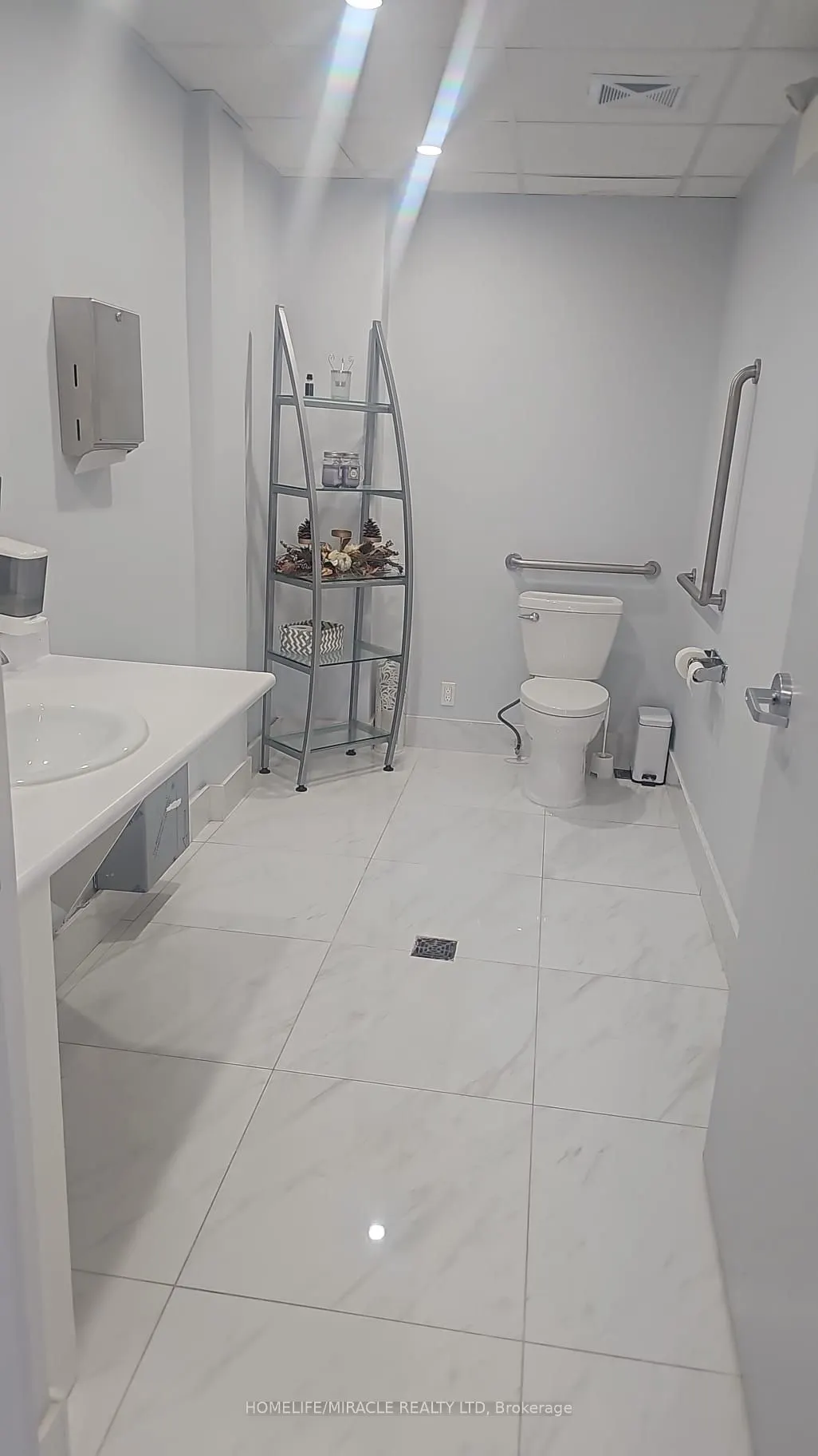 2901 Markham Road, #102