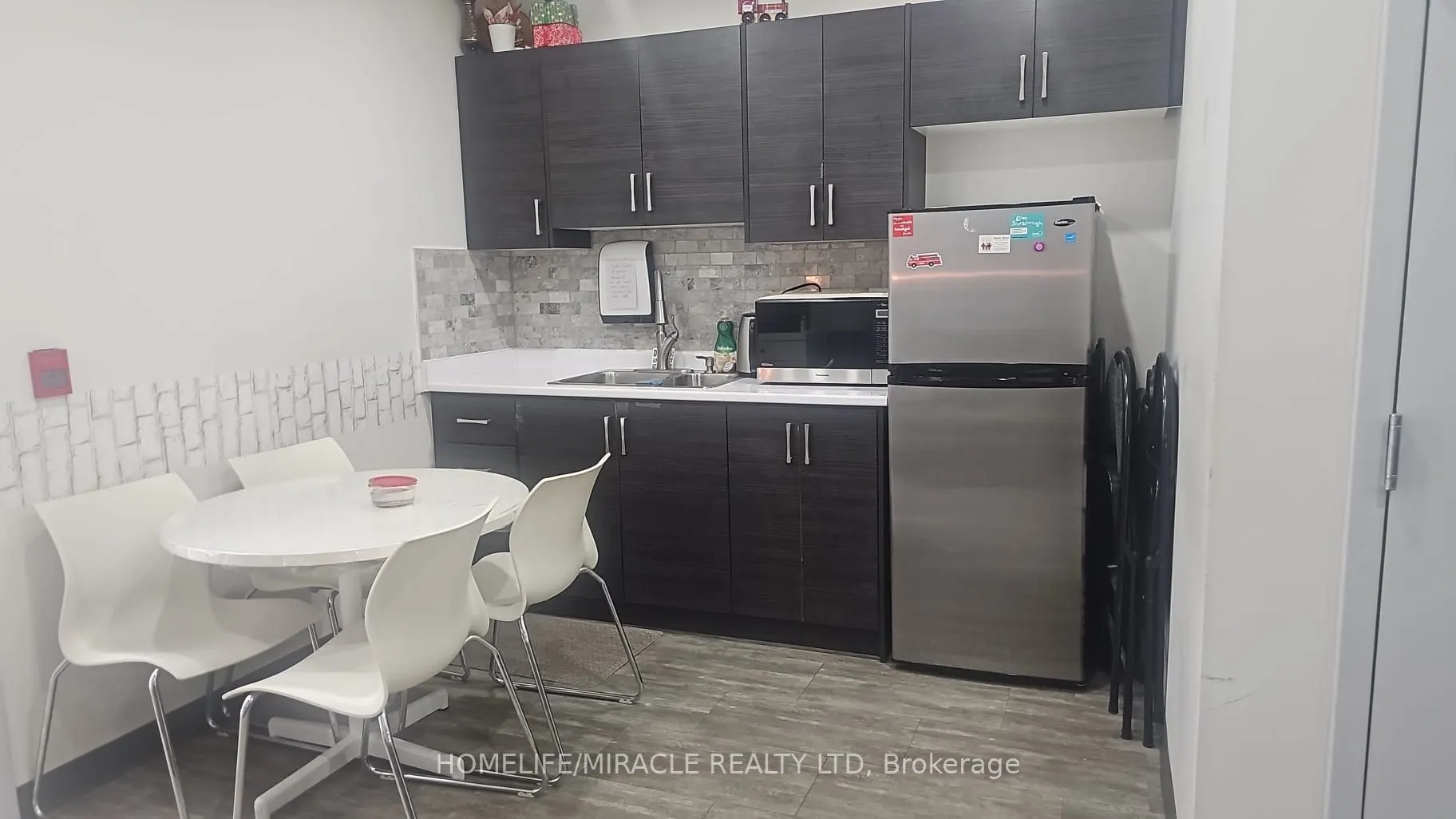 2901 Markham Road, #102