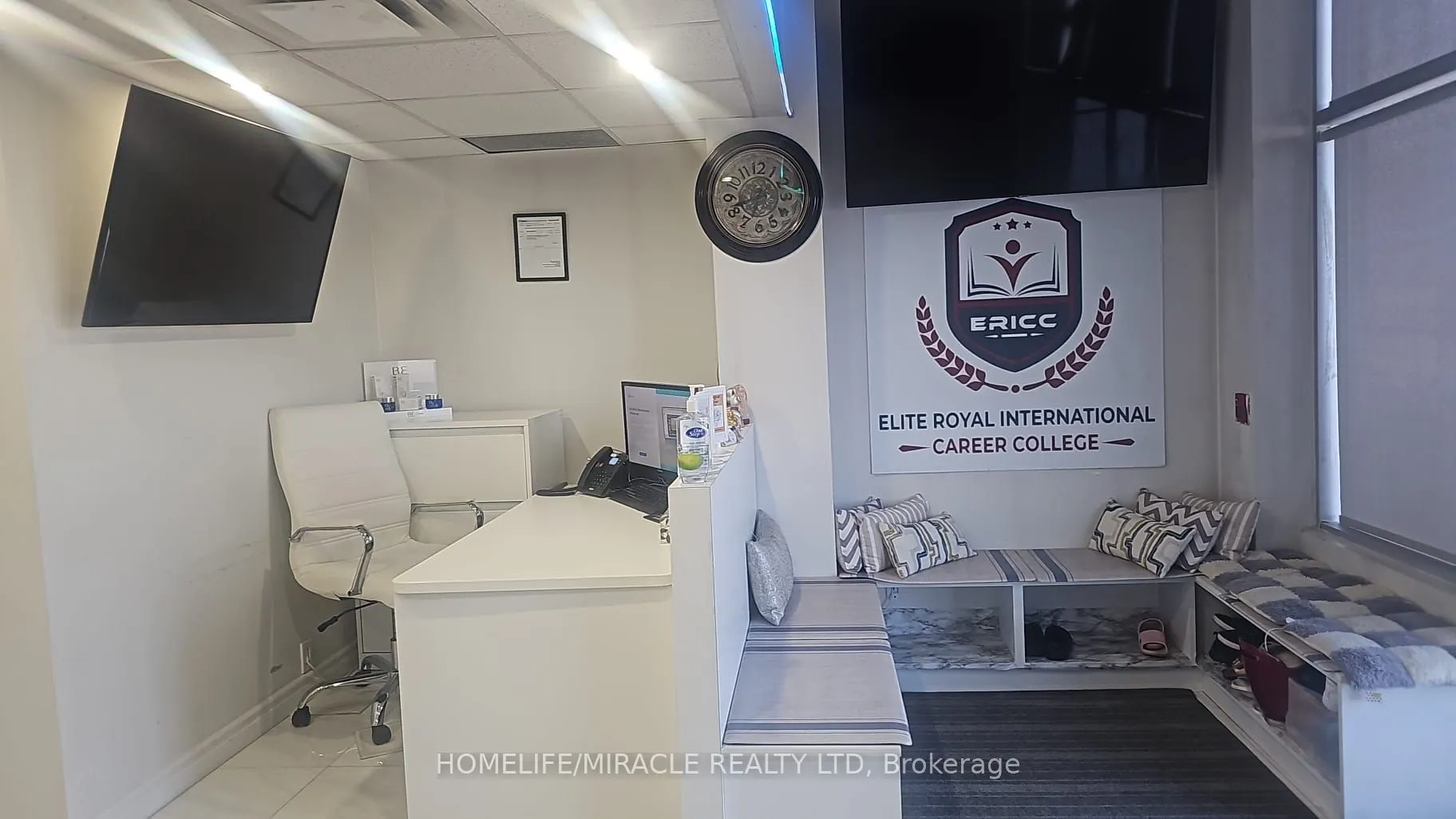 2901 Markham Road, #102