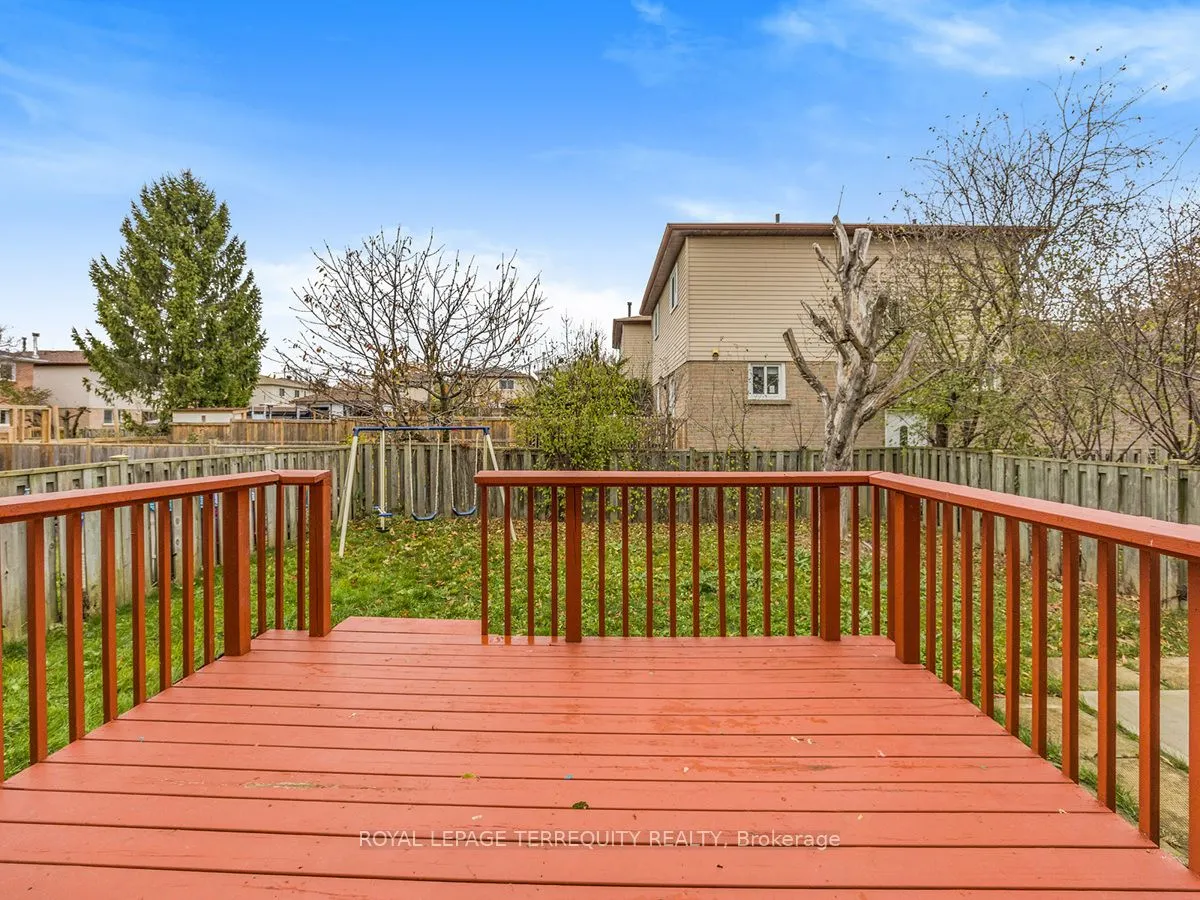 18 Charlton Crescent