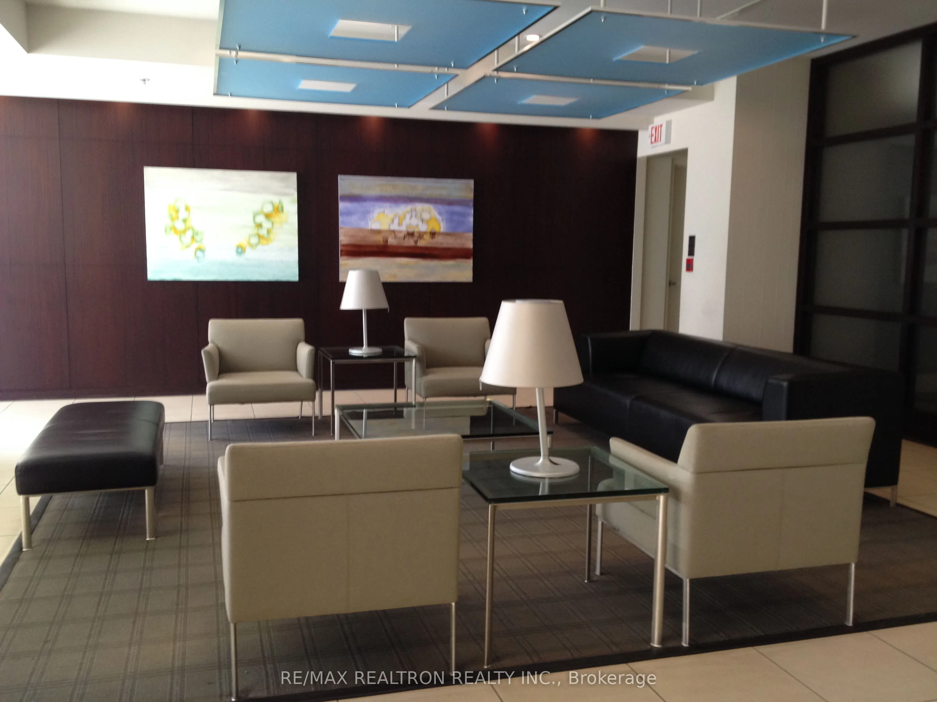 36 Lee Centre Drive, #2906