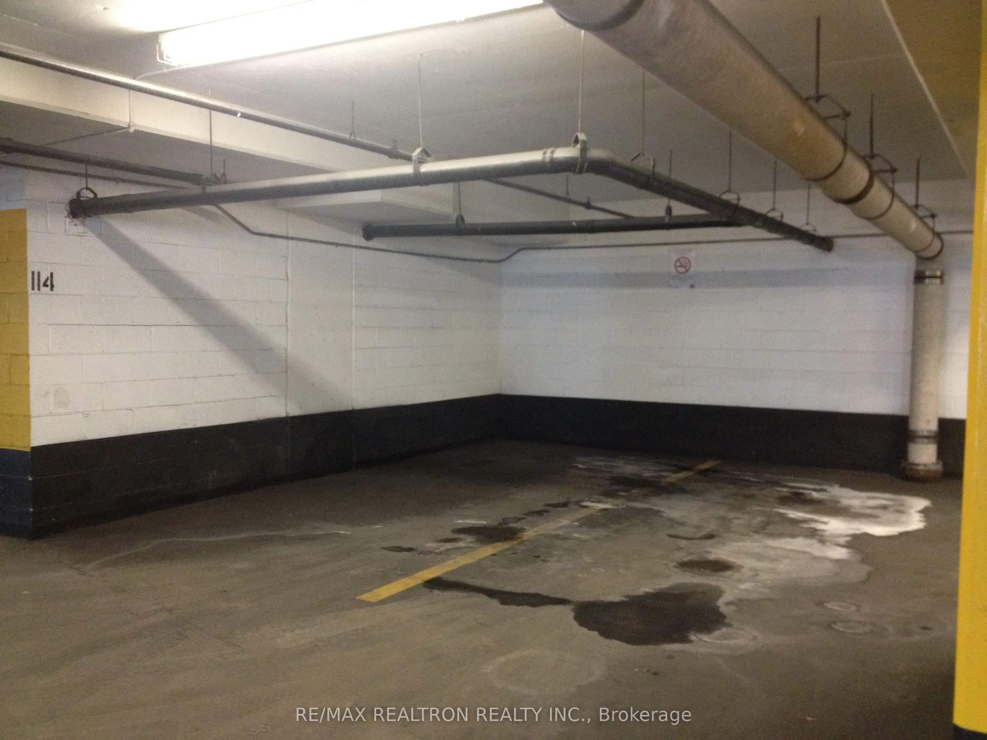 36 Lee Centre Drive, #2906