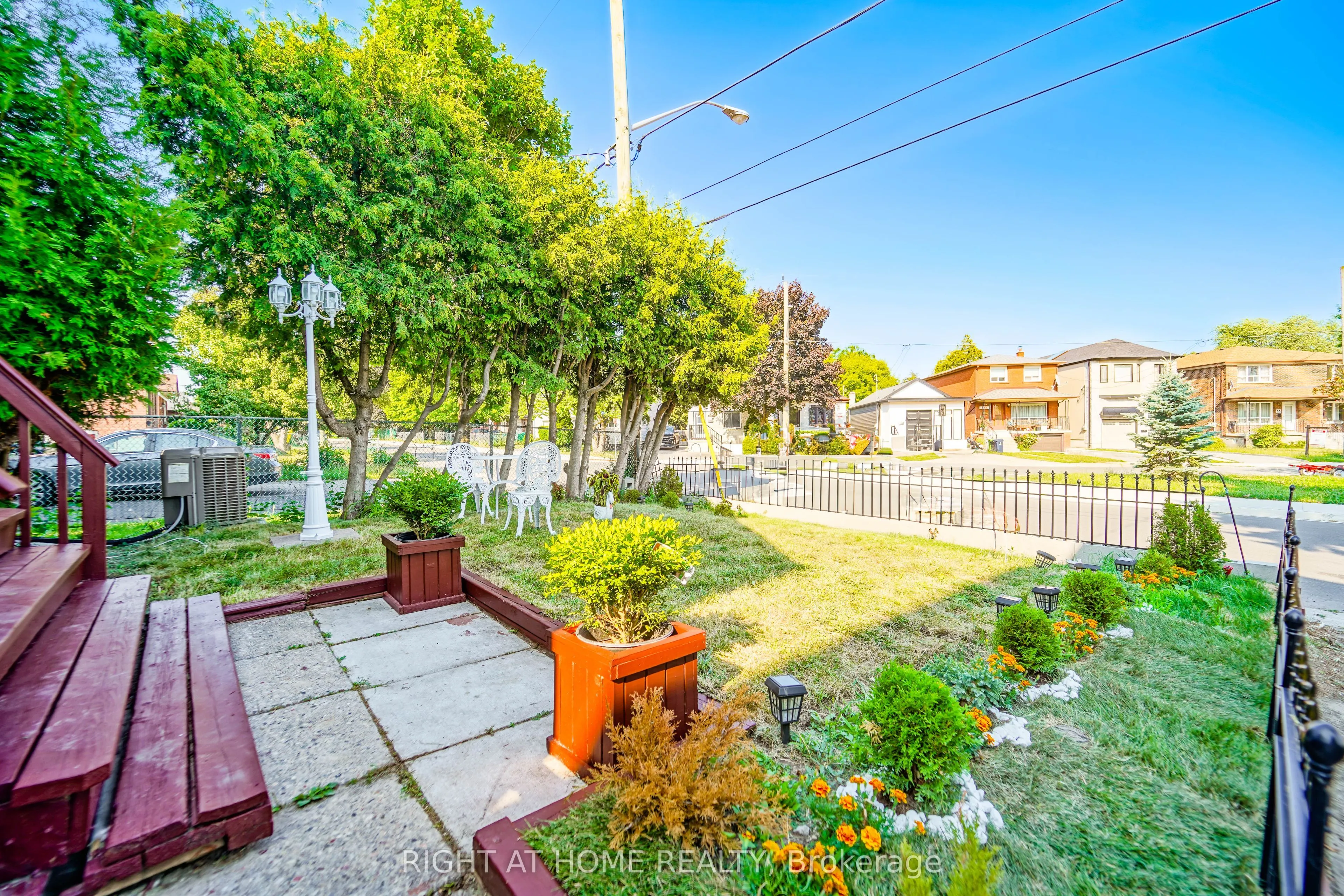 174 Aylesworth Avenue