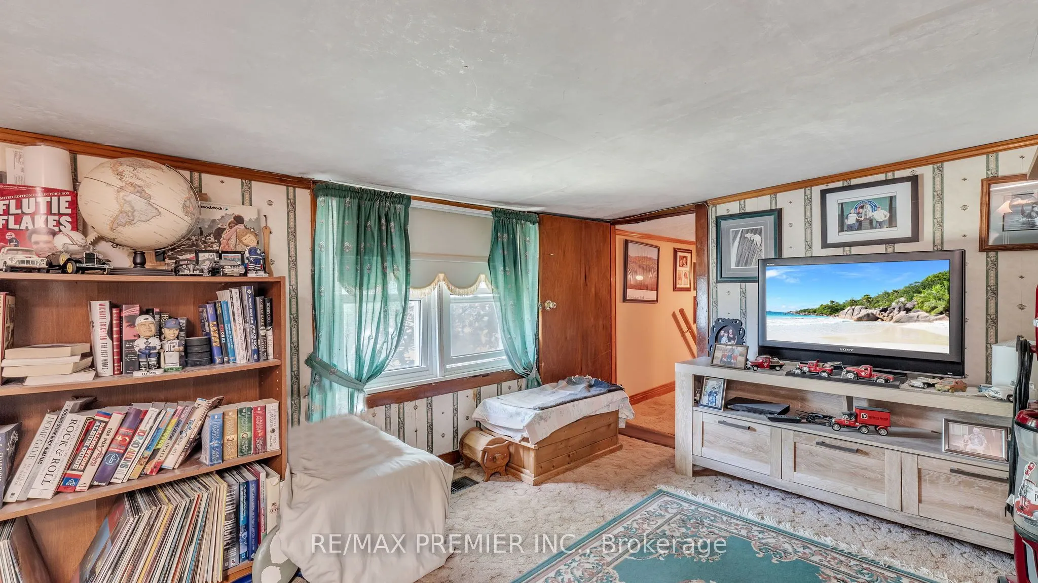 2059 Maple Grove Road