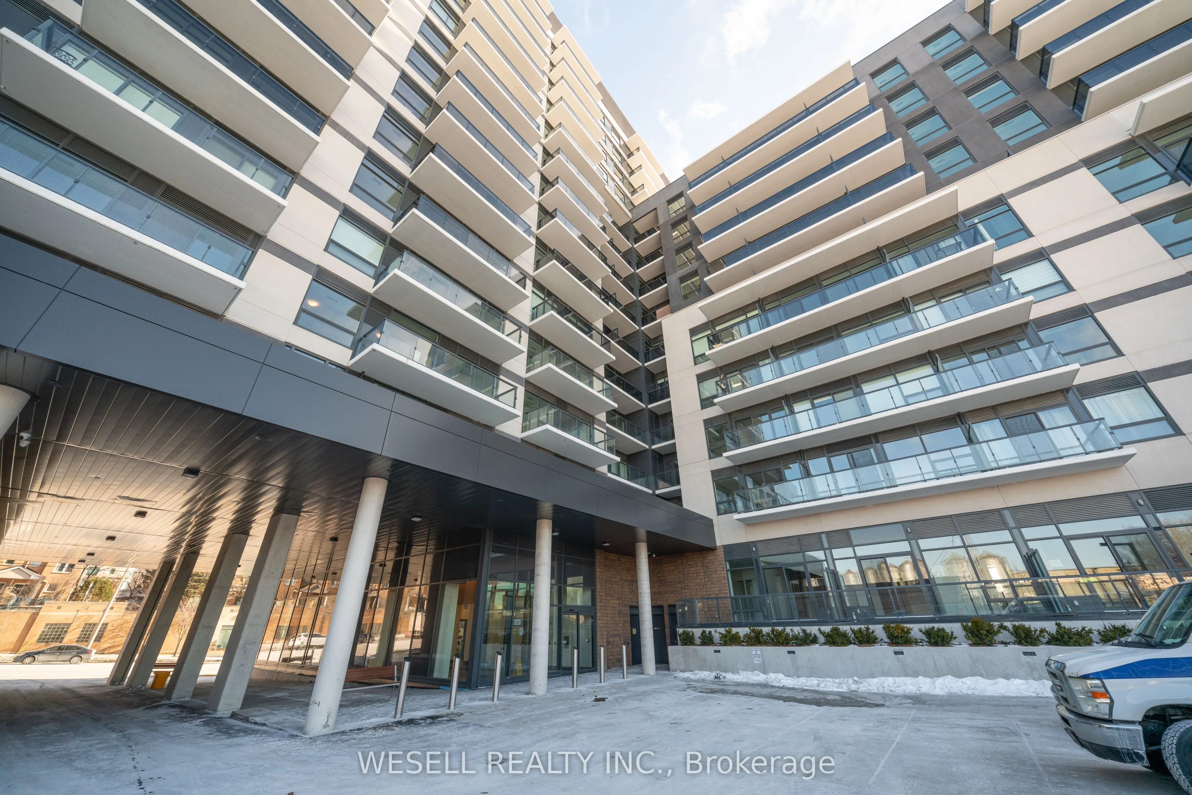 1350 Ellesmere Road, #327