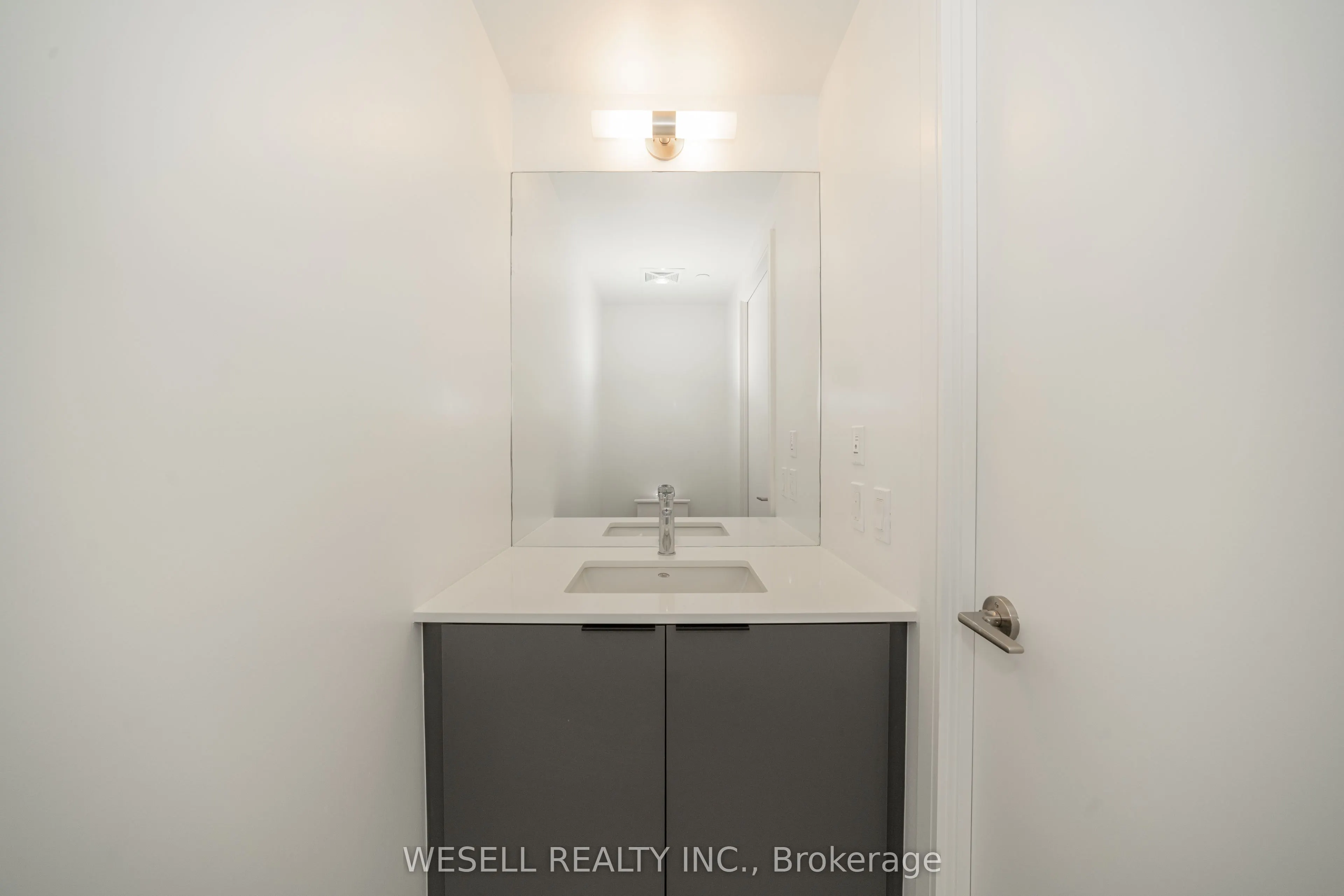 1350 Ellesmere Road, #327