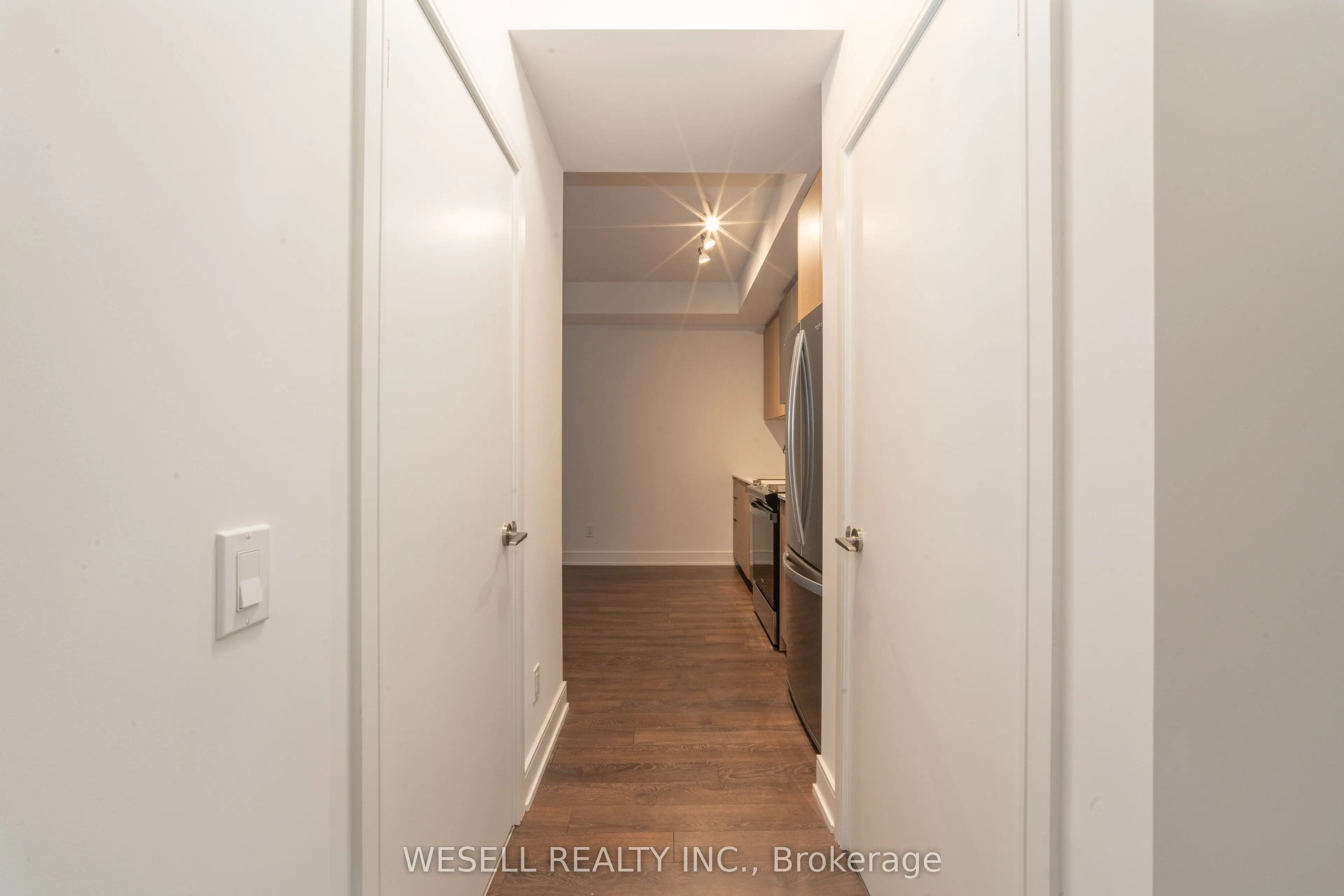 1350 Ellesmere Road, #327