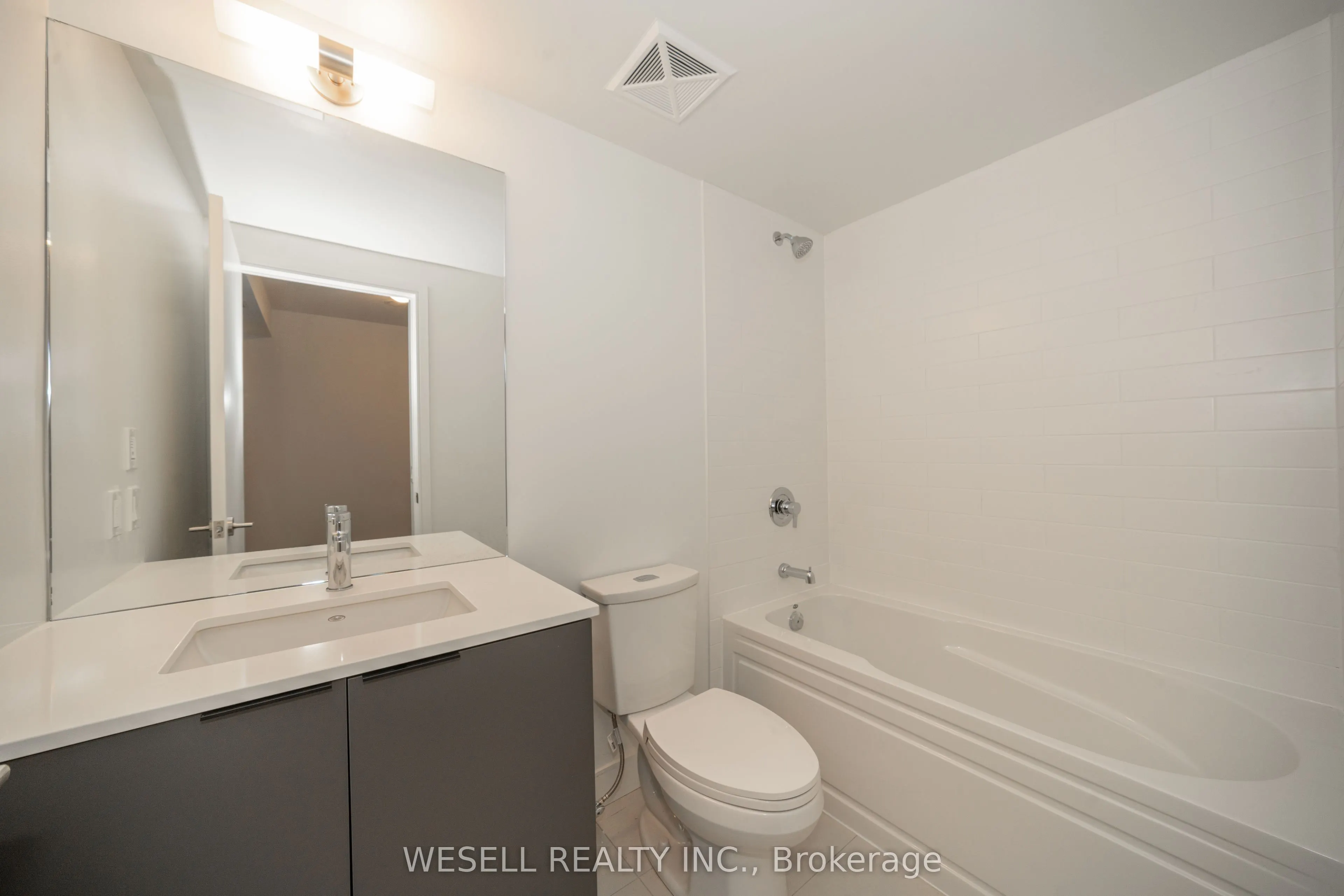 1350 Ellesmere Road, #327