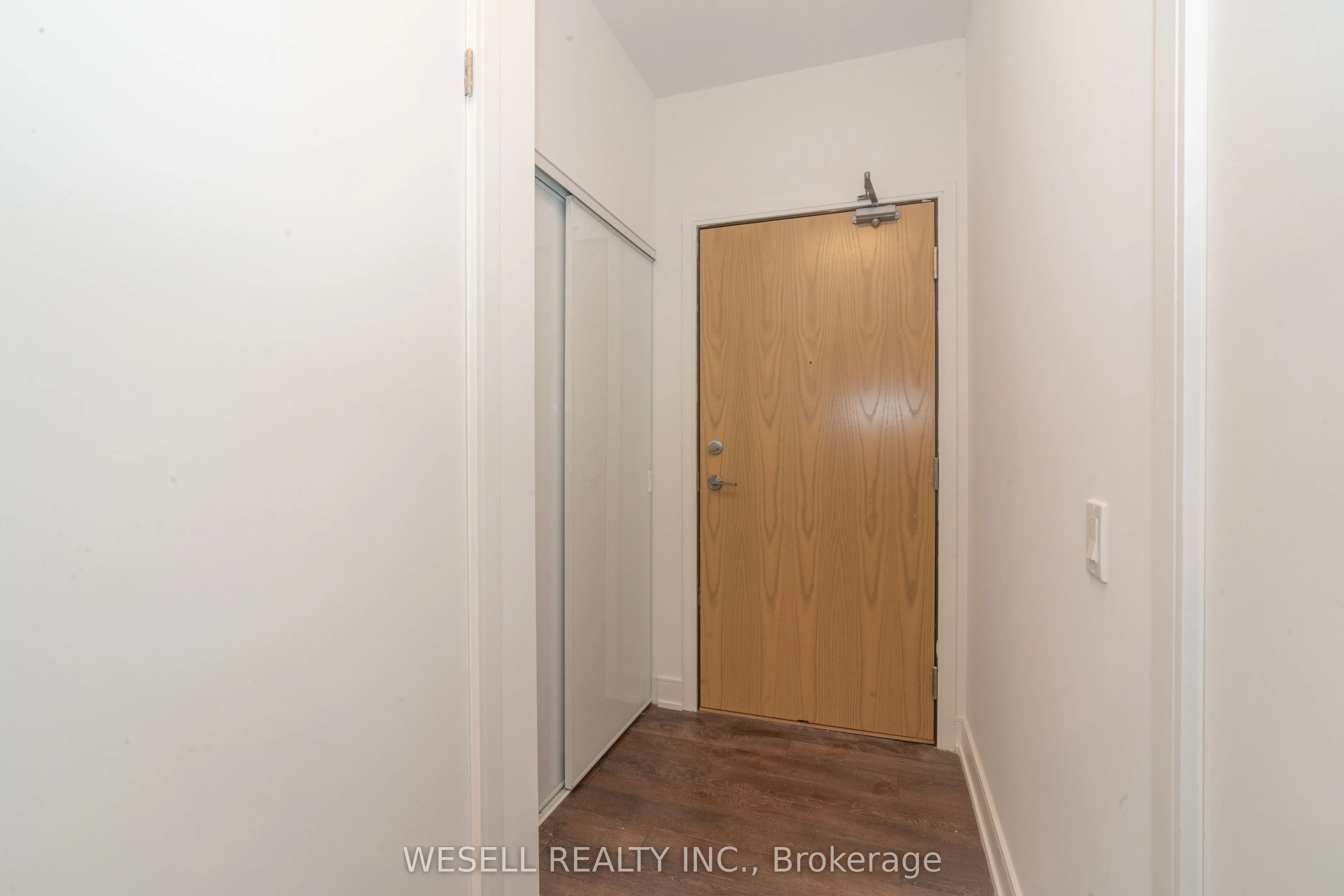 1350 Ellesmere Road, #327