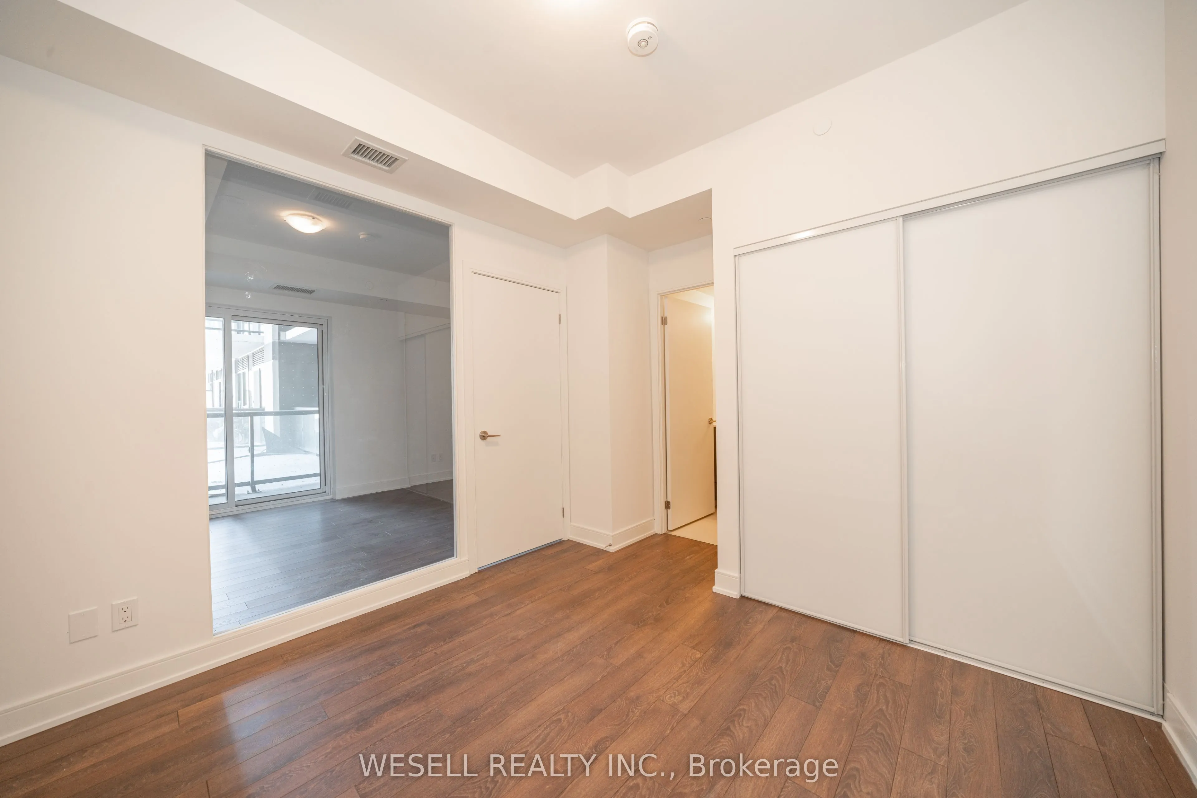 1350 Ellesmere Road, #327