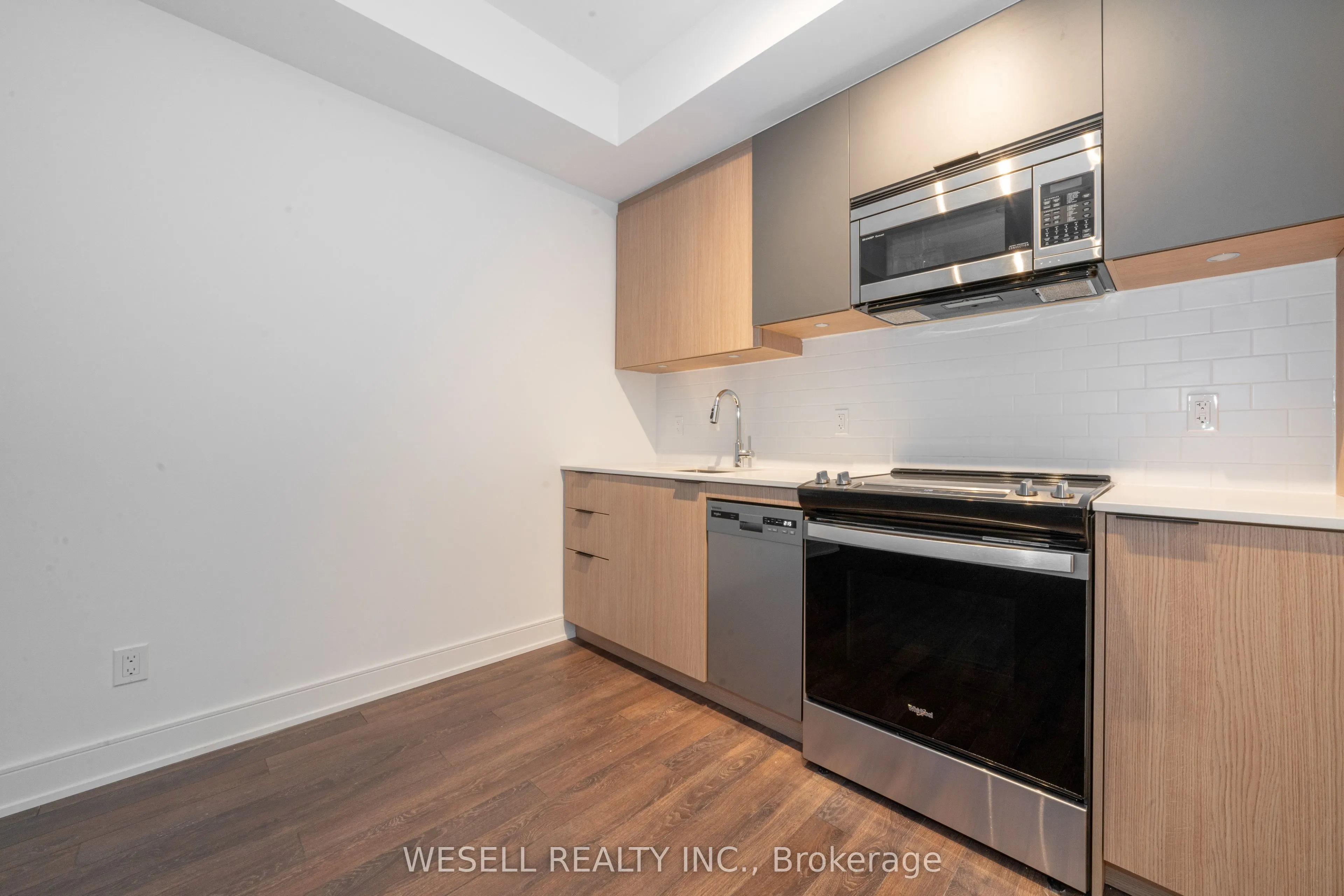 1350 Ellesmere Road, #327