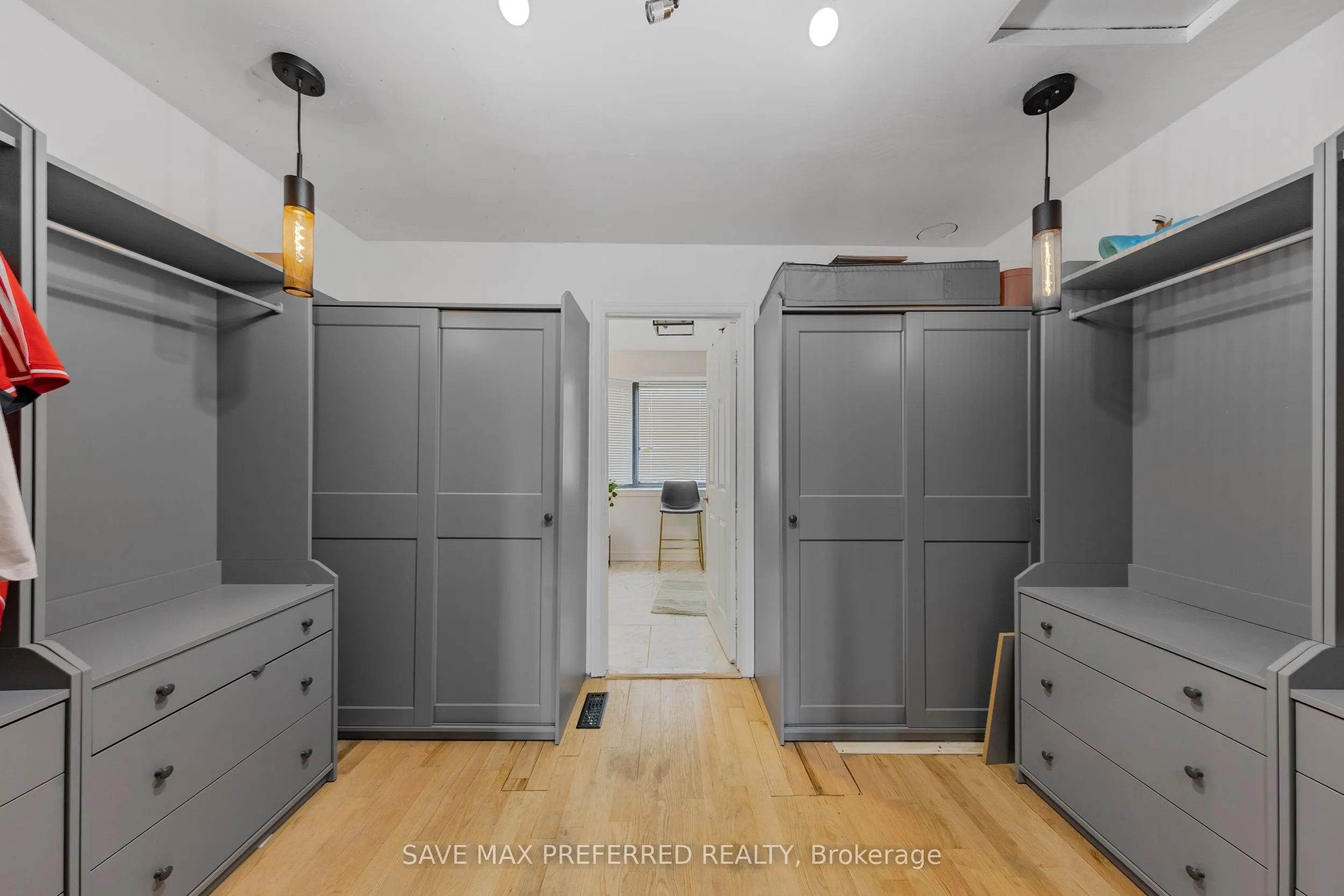 994 Copperfield Drive