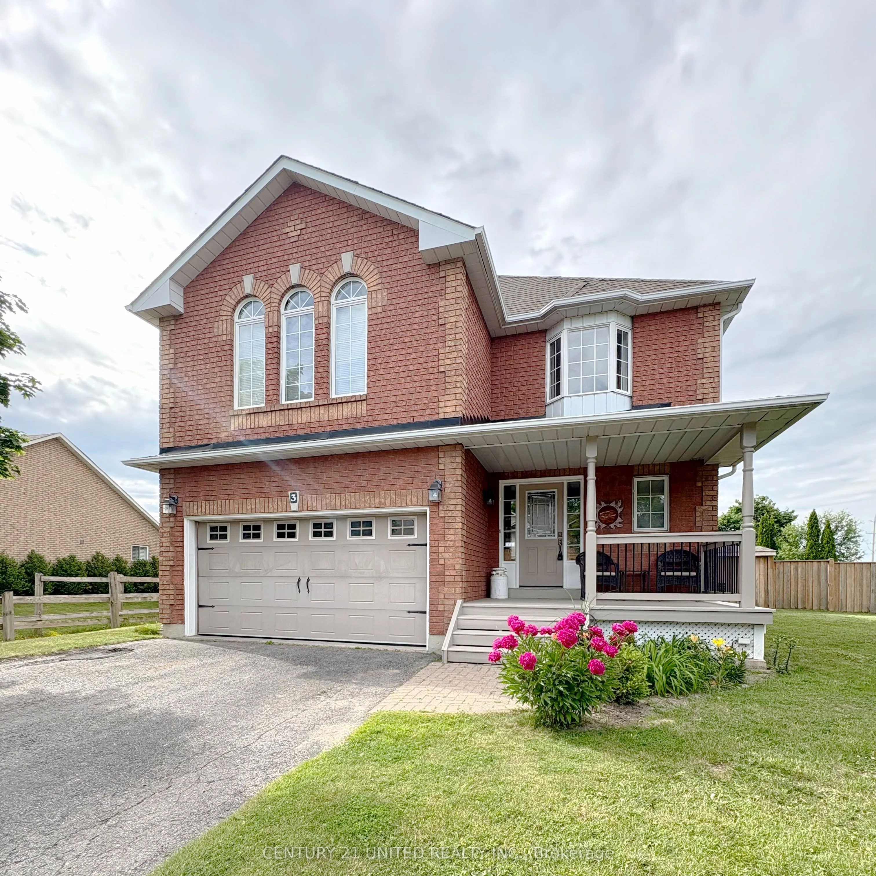 3 Greenway Boulevard