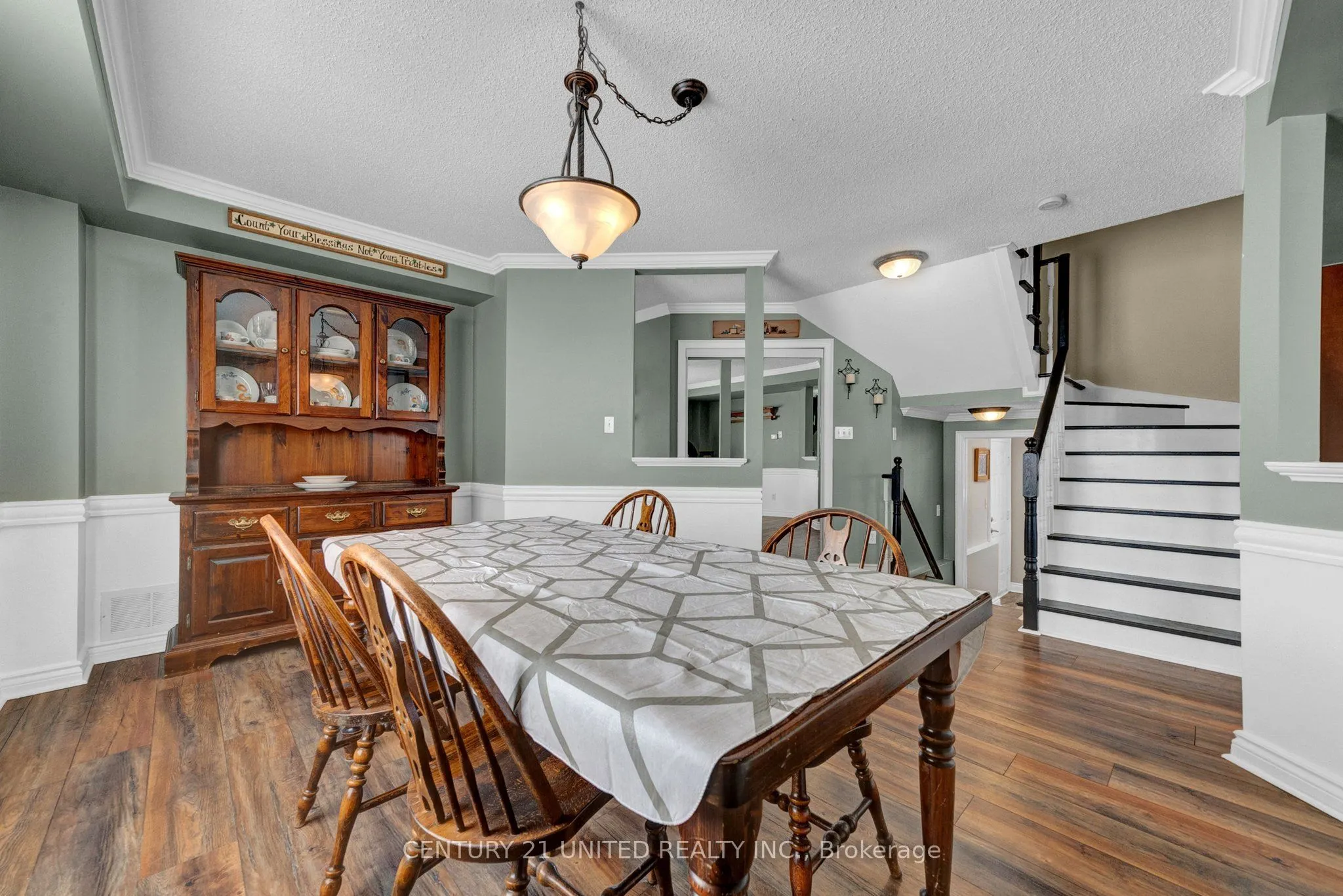 3 Greenway Boulevard