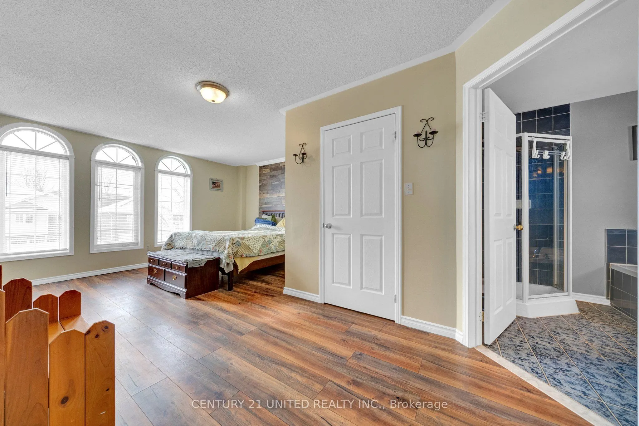 3 Greenway Boulevard