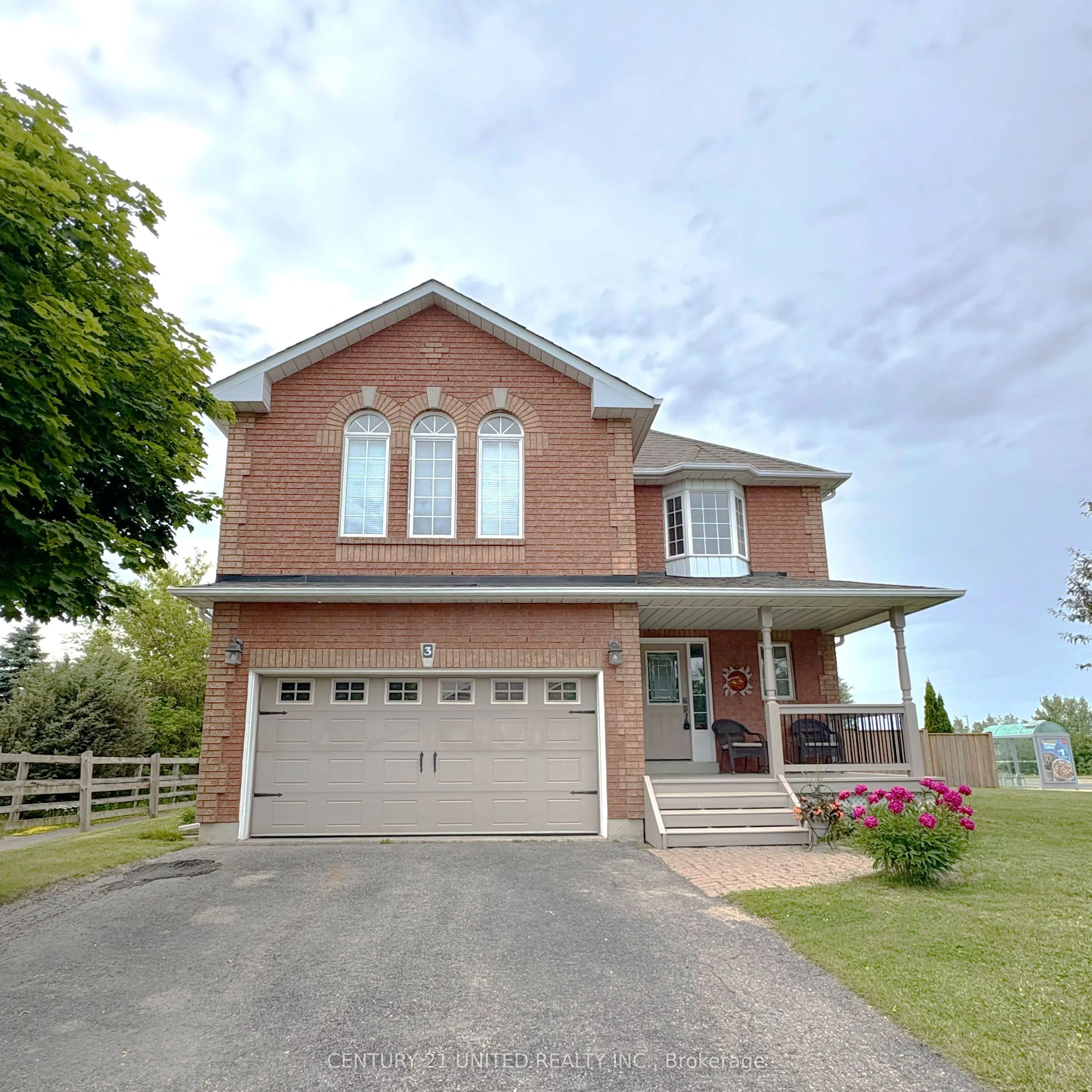 3 Greenway Boulevard