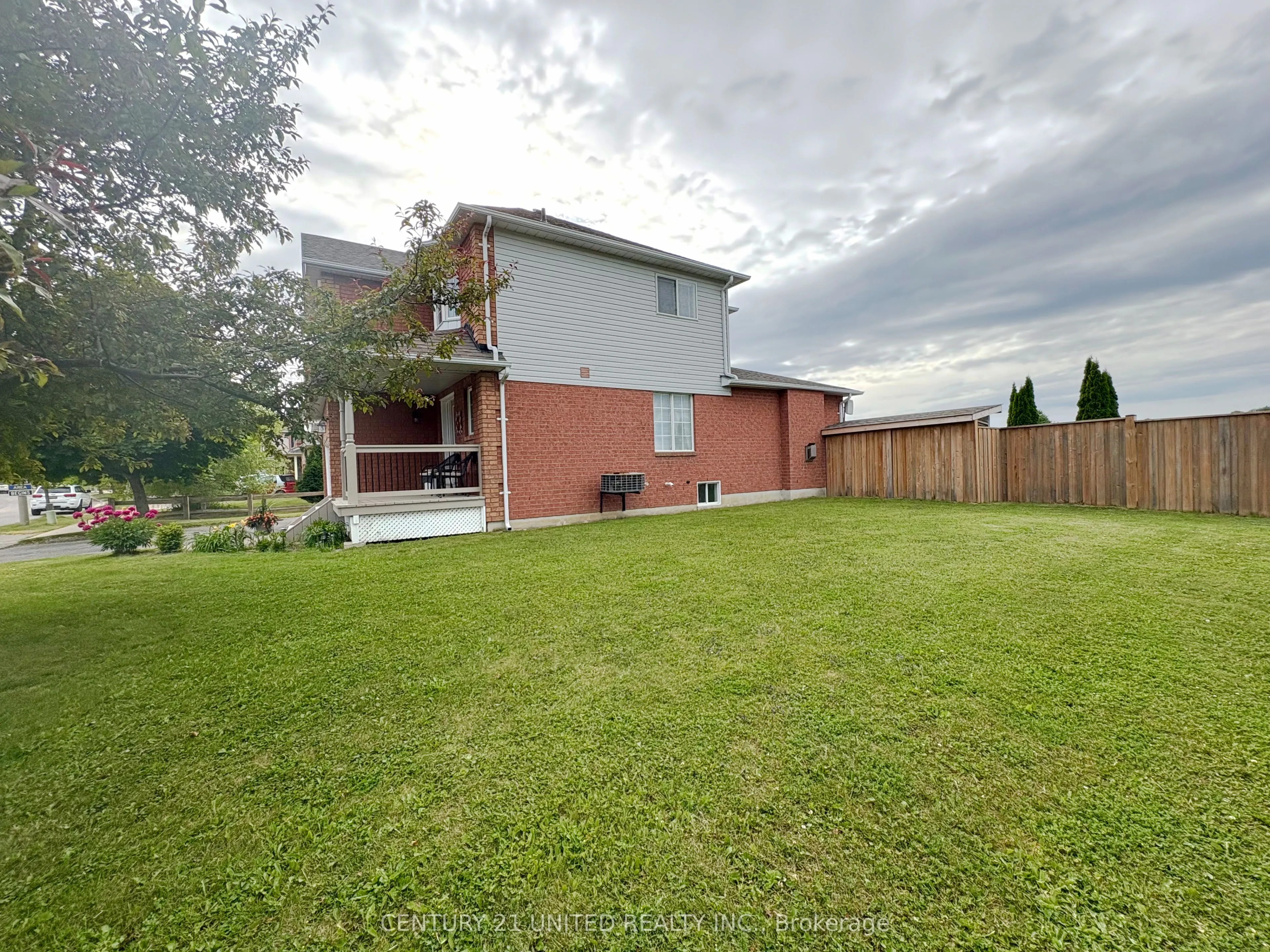 3 Greenway Boulevard