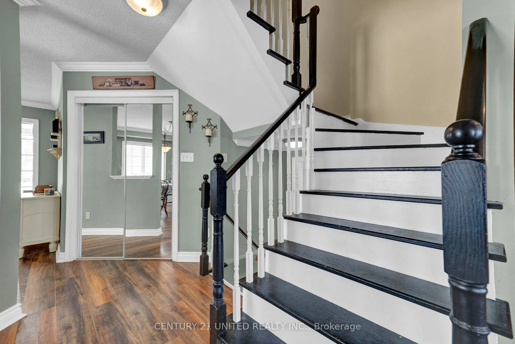 3 Greenway Boulevard