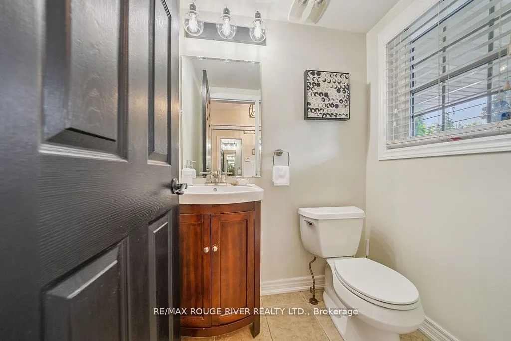 27 Barchester Crescent