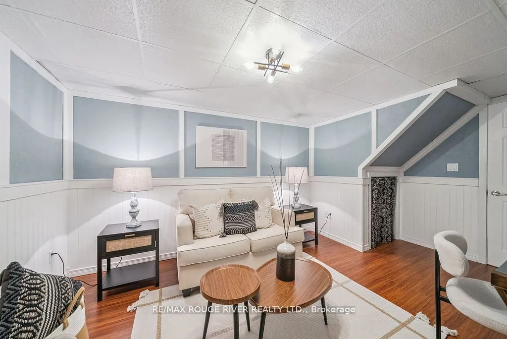 27 Barchester Crescent