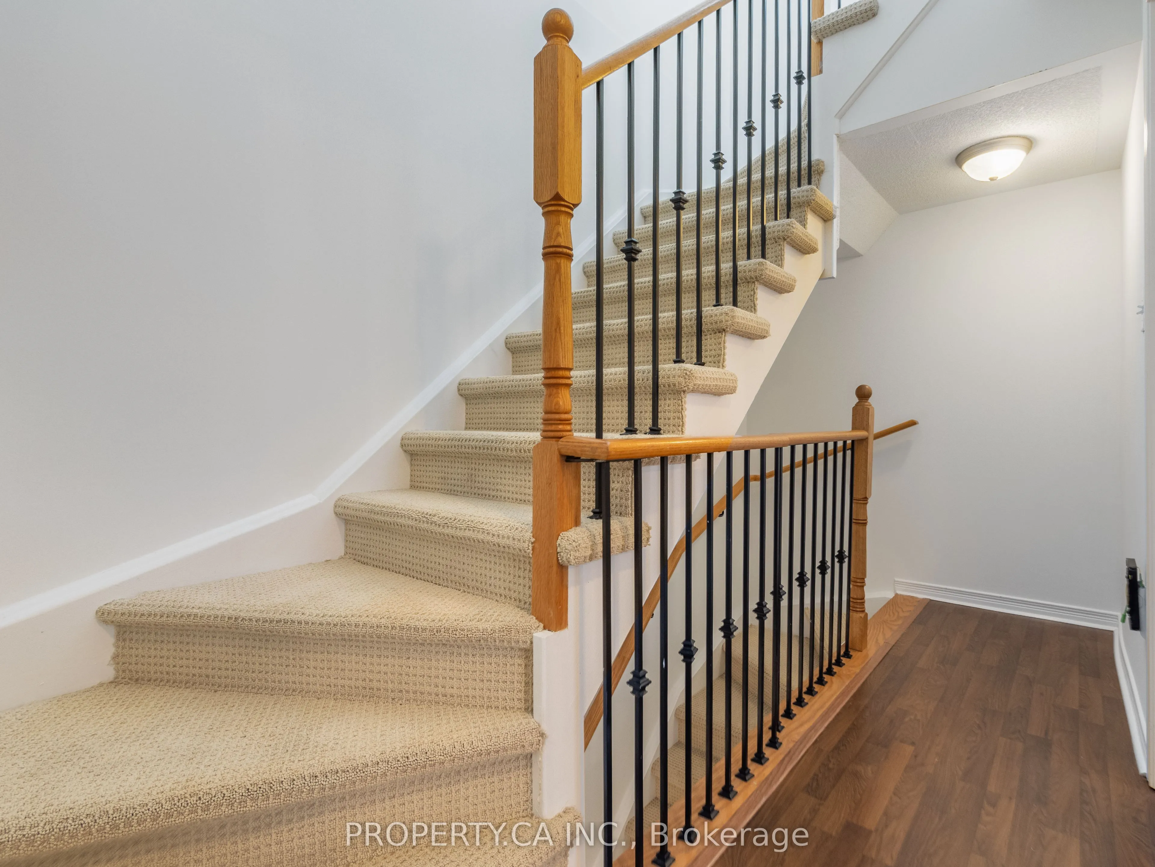819 Dundas Street E, #4
