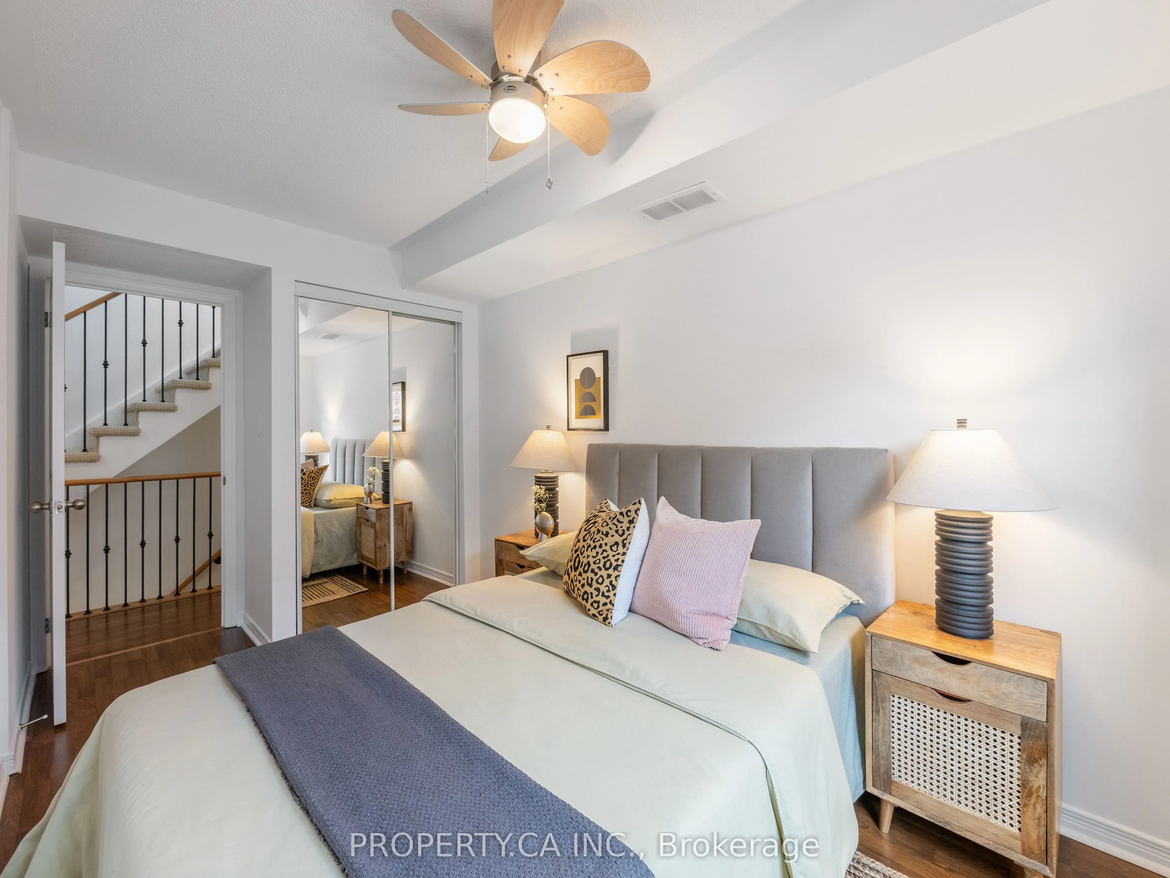 819 Dundas Street E, #4