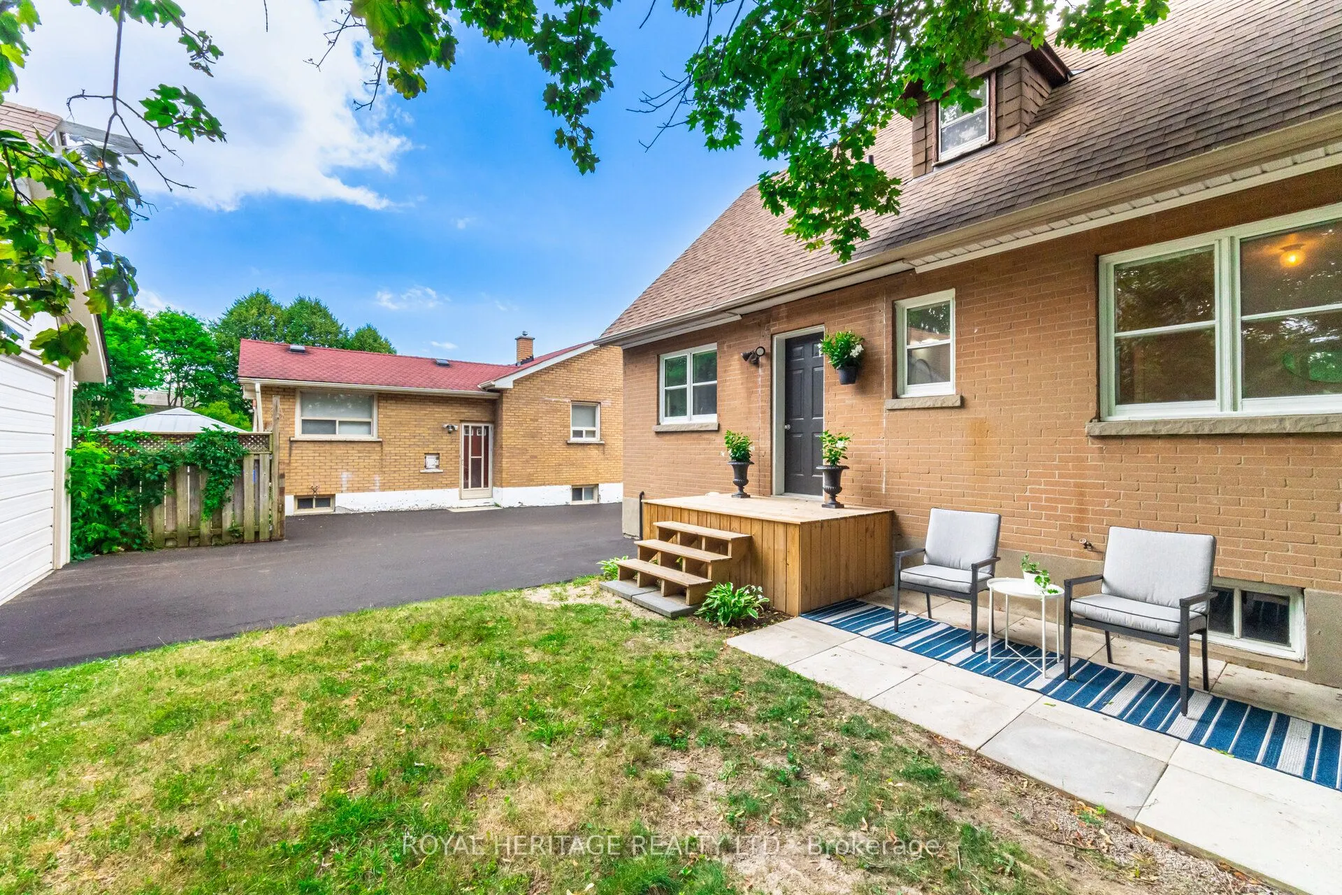 241 Marquette Avenue
