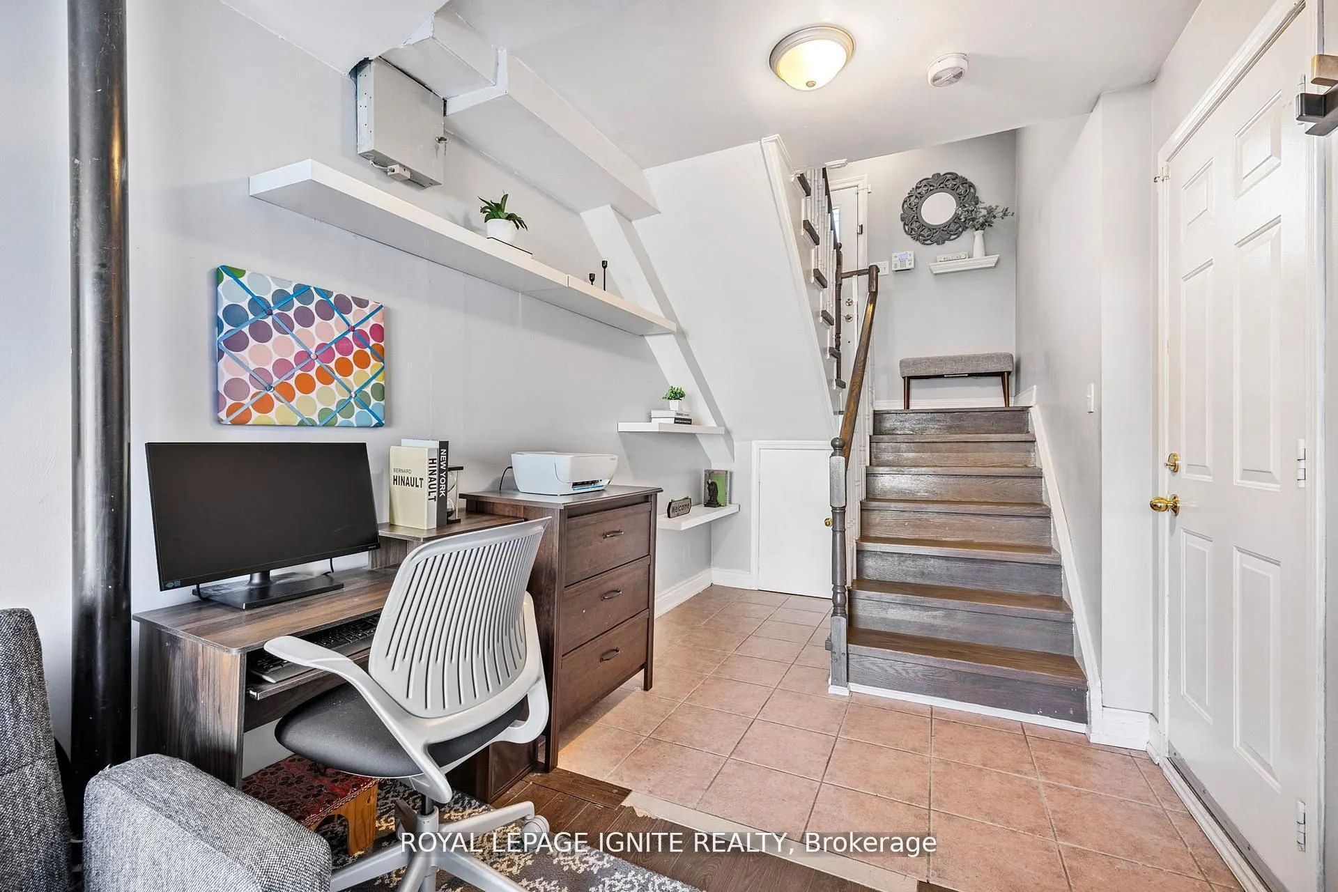 12 Eli Shackleton Court