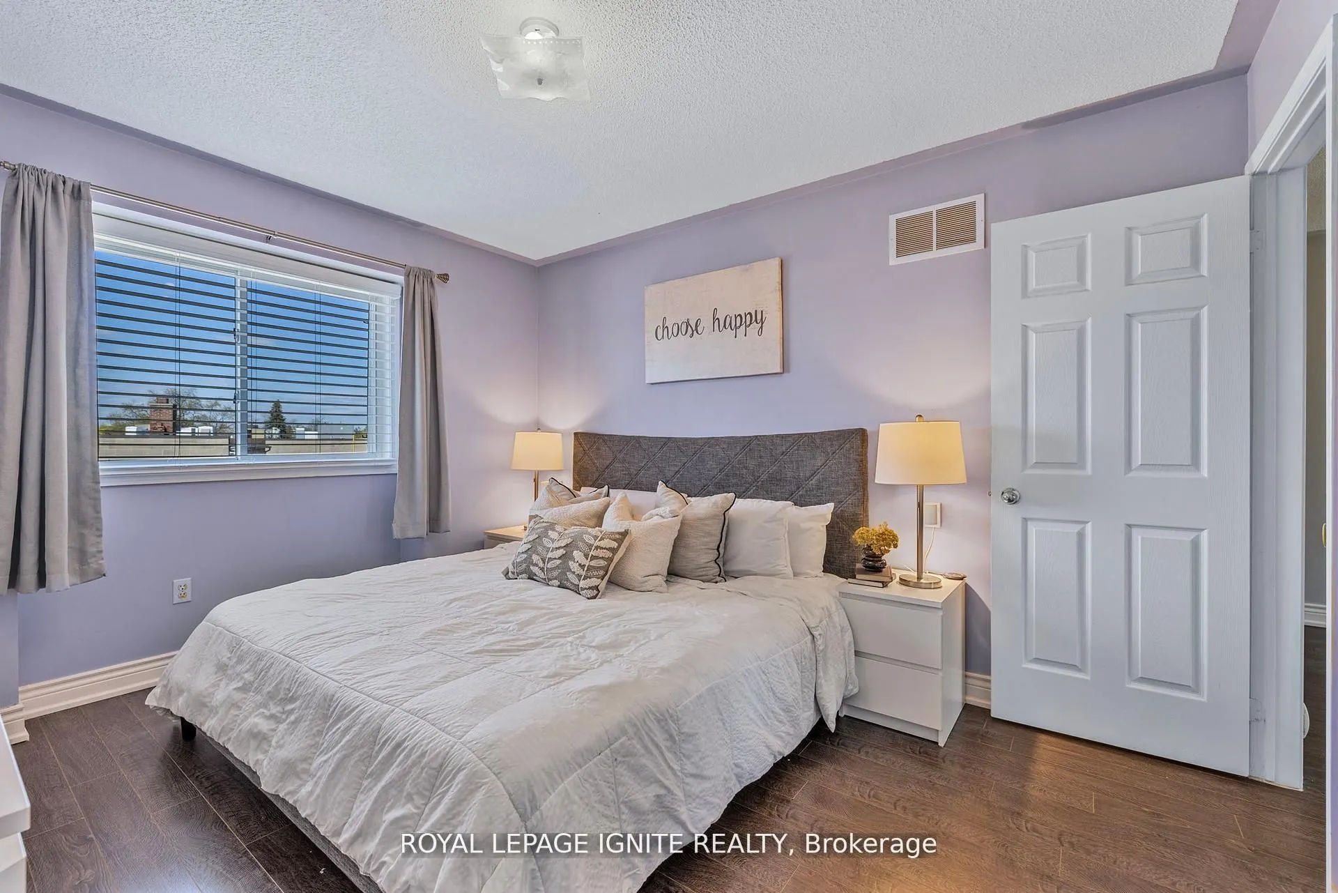 12 Eli Shackleton Court